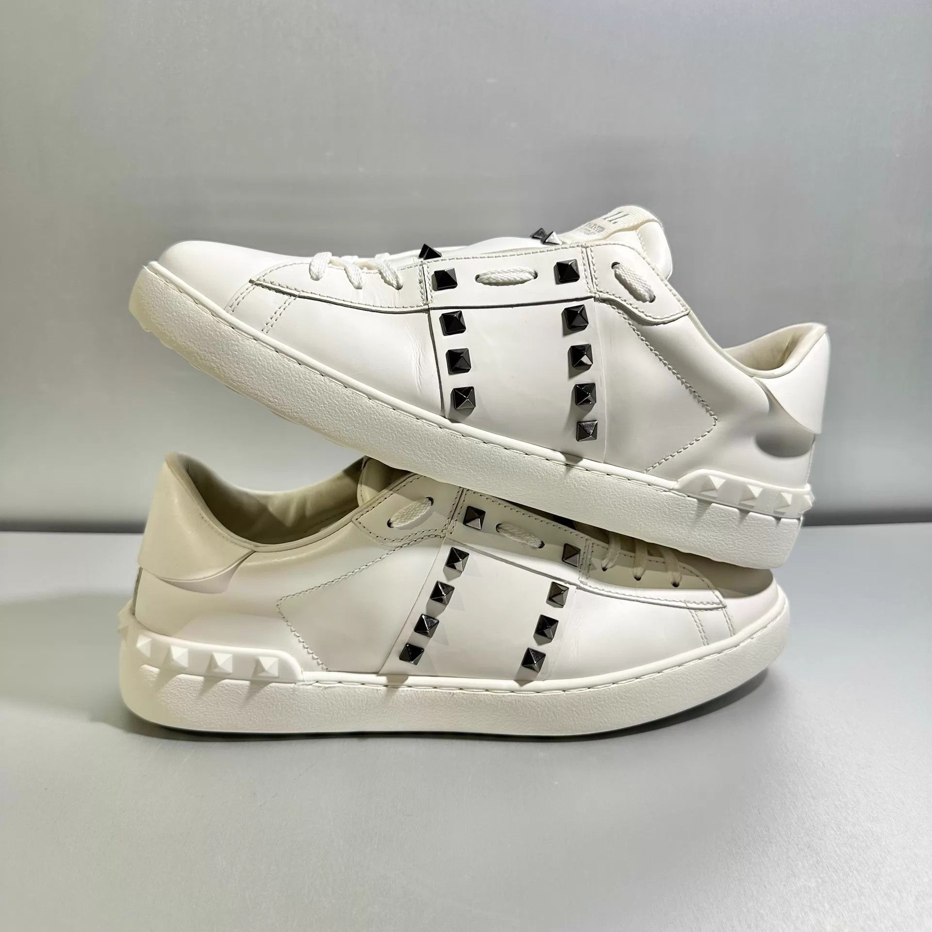 Valentino Valentino Riveted Open Sneakers EUR43 Near Mint Size US 10 / EU 43 - 3 Thumbnail