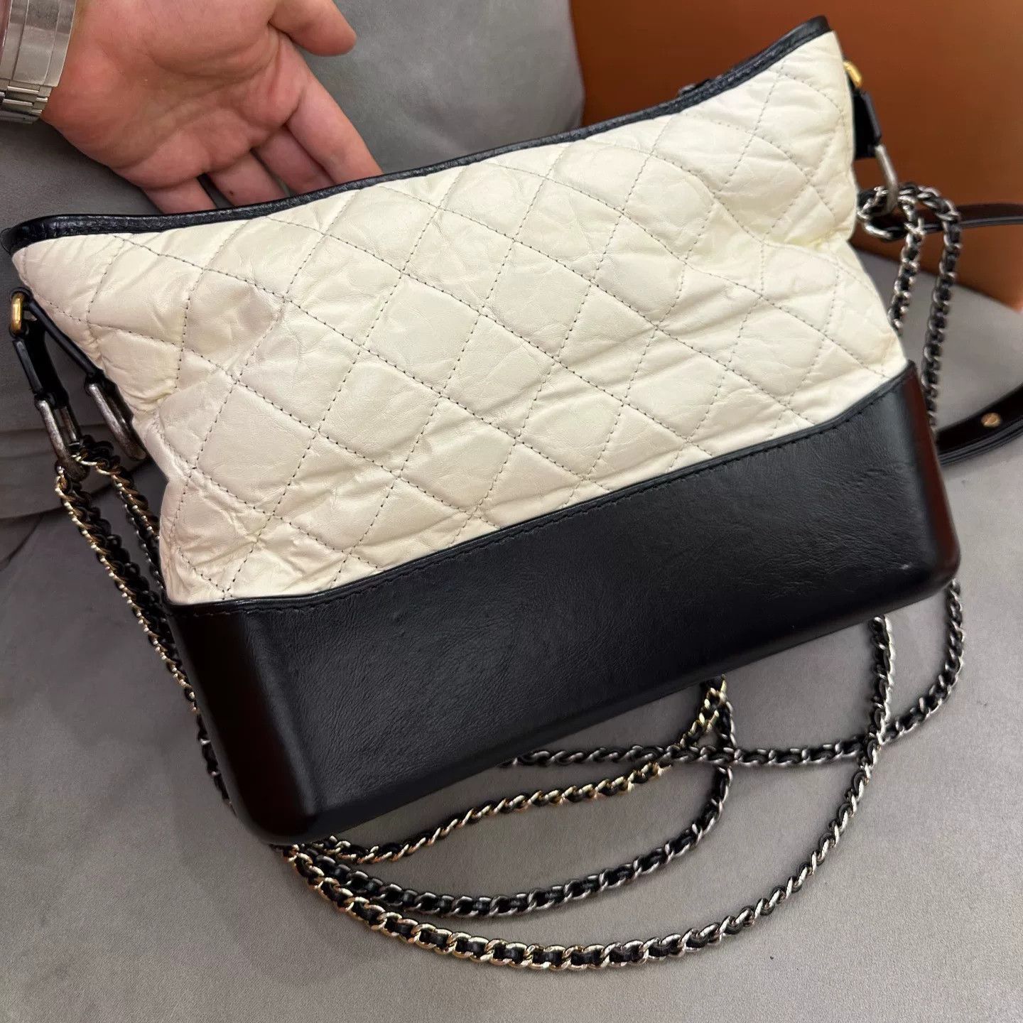 Chanel Pre-loved Bag Very good condition Size ONE SIZE - 1 Thumbnail