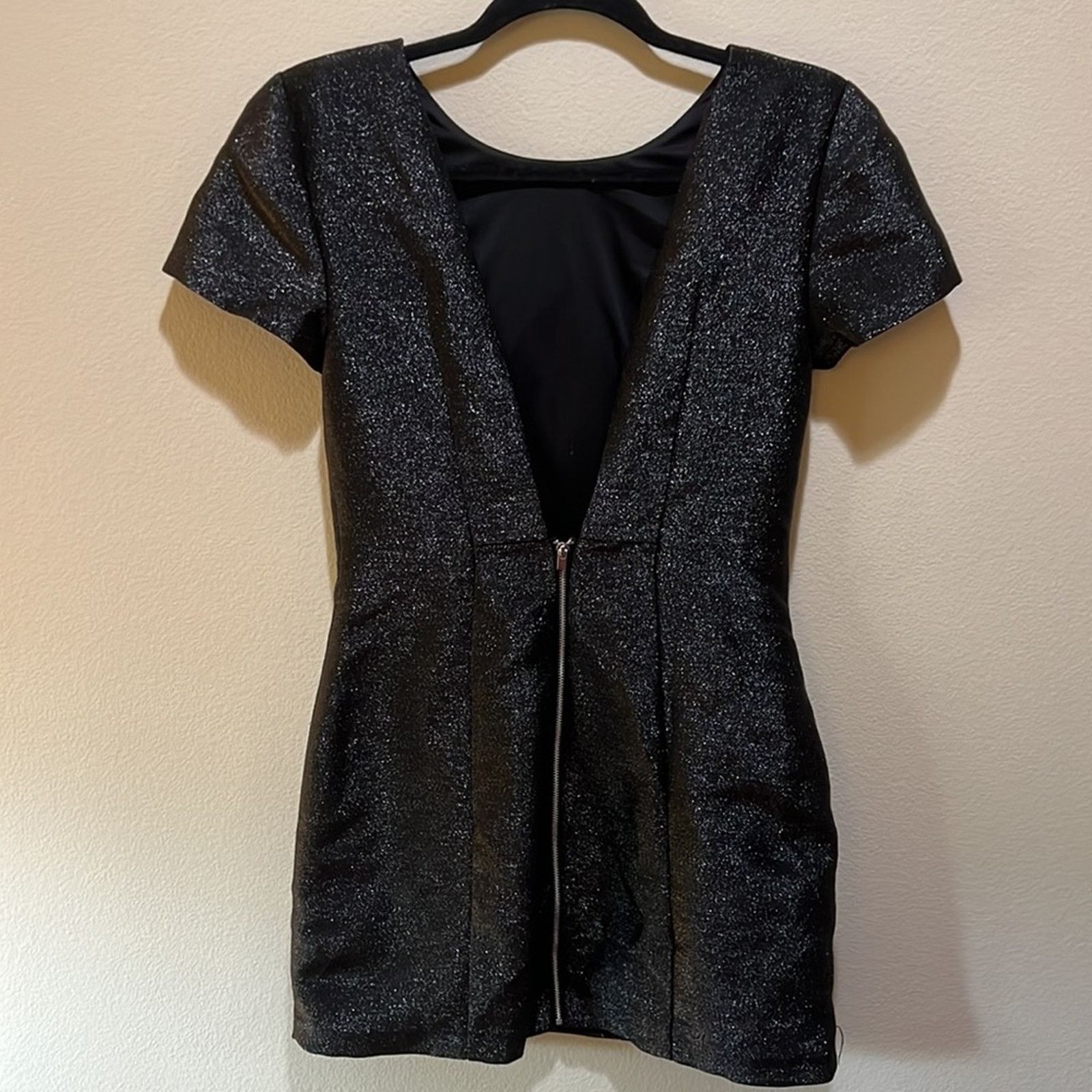 Express Express Metallic Deep Back V Dress Size 2 Size XS / US 0-2 / IT 36-38 - 3 Thumbnail