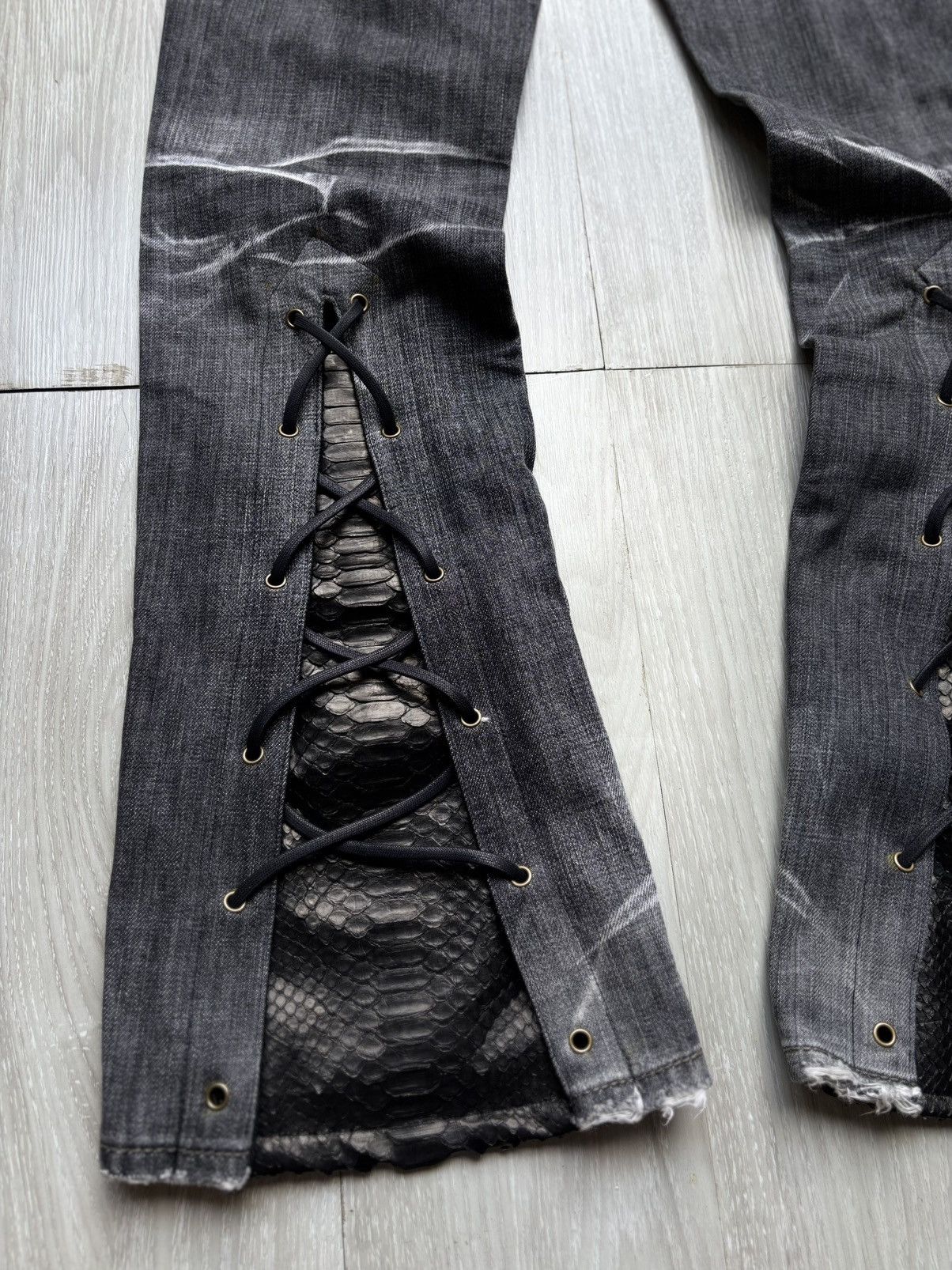 BUFFALO BOBS BUFFALO lace-up flare jeans Size US 27 - 9 Thumbnail