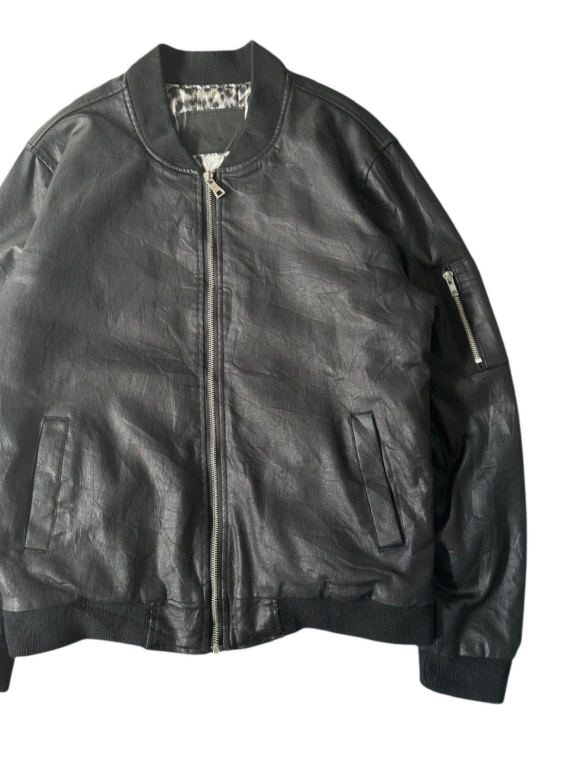 ABAHOUSE 🔥Rare🔥 Designworks coated black bomber jacket Size US L / EU 52-54 / 3 - 3 Thumbnail
