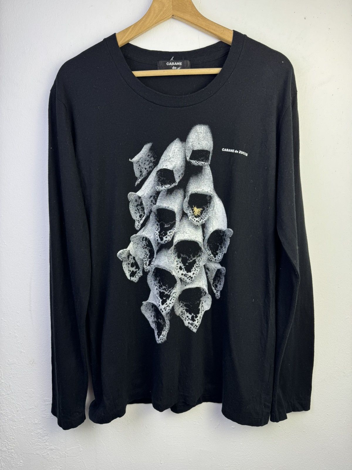 CABANE de ZUCCa Cabane de Zucca graphic tshirt featuring a carnivorous plant Size US M / EU 48-50 / 2 - 1 Thumbnail