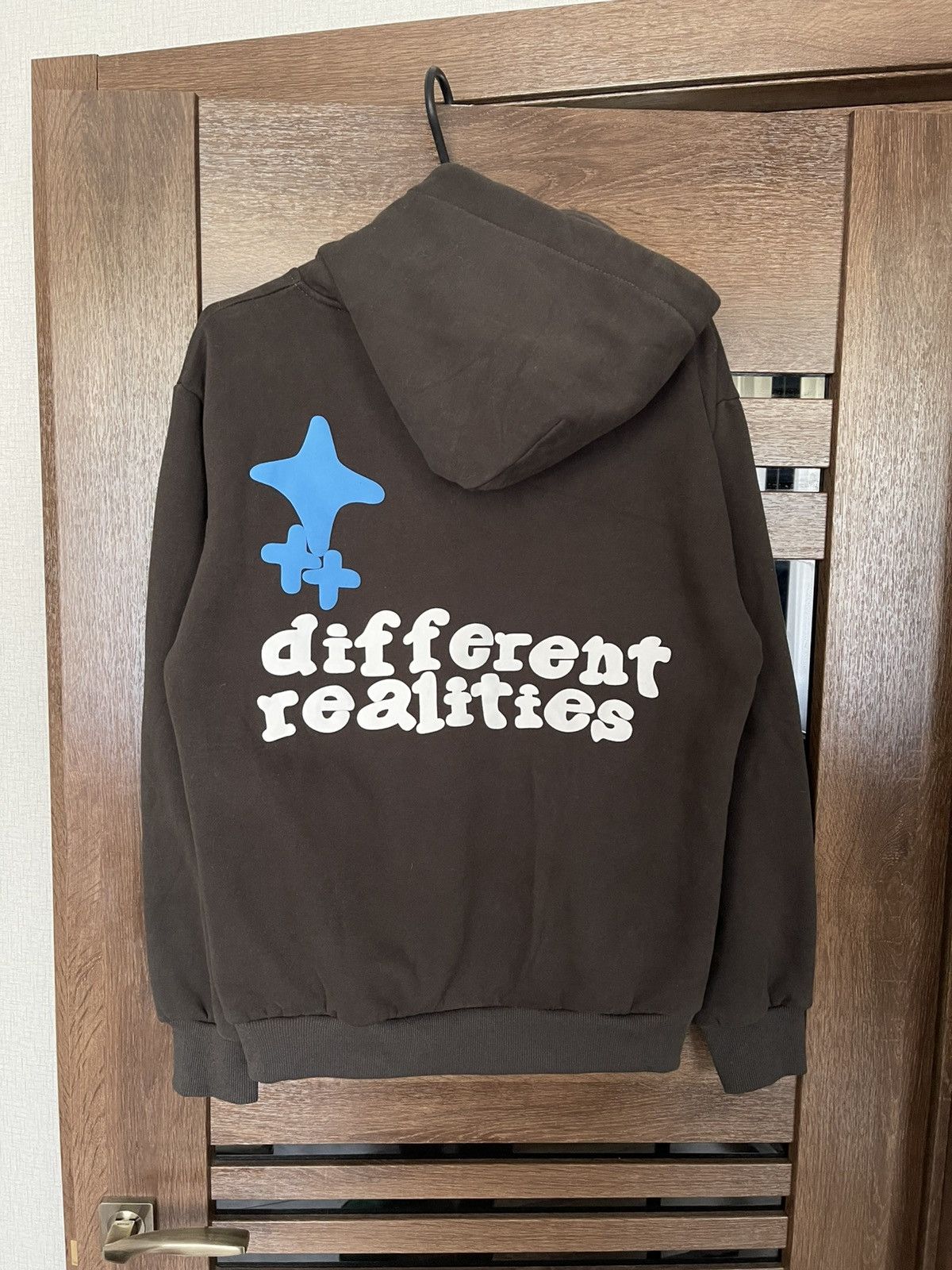 Other Different Worlds Hoodie Pullover Size US M / EU 48-50 / 2 - 9 Thumbnail
