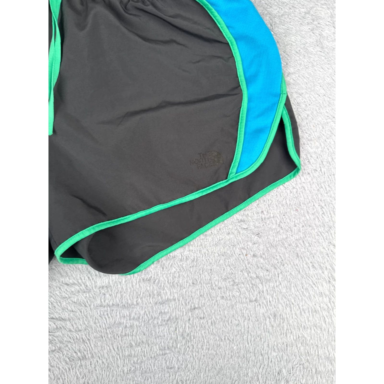 The North Face VINTAGE Size 36" / US 14 / IT 50 - 2 Thumbnail