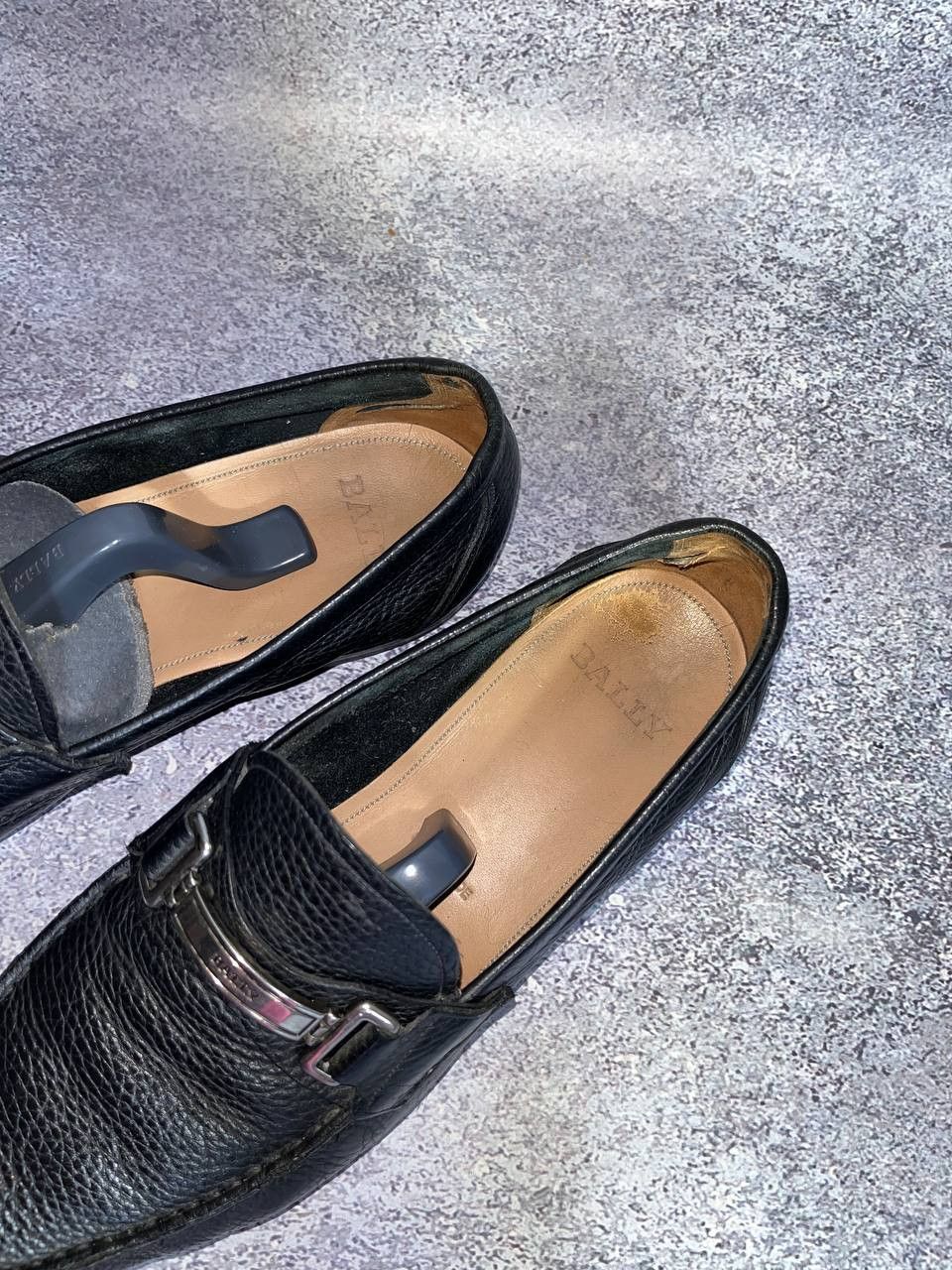 Bally Bally Grained Black Leather Silver Logo Loafers boots dress Size US 10 / EU 43 - 10 Thumbnail