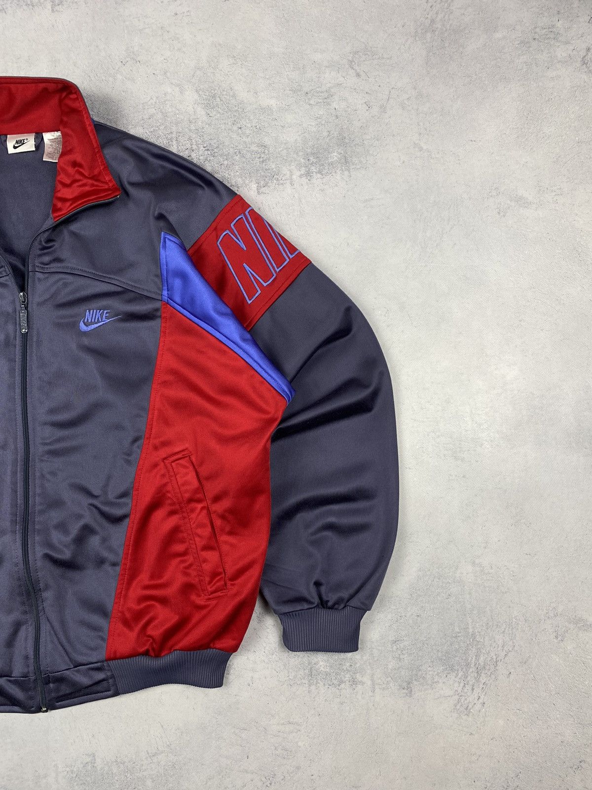 Nike Vintage 90s Nike Track Jacket Windbreaker Streetwear mens Size US M / EU 48-50 / 2 - 4 Thumbnail
