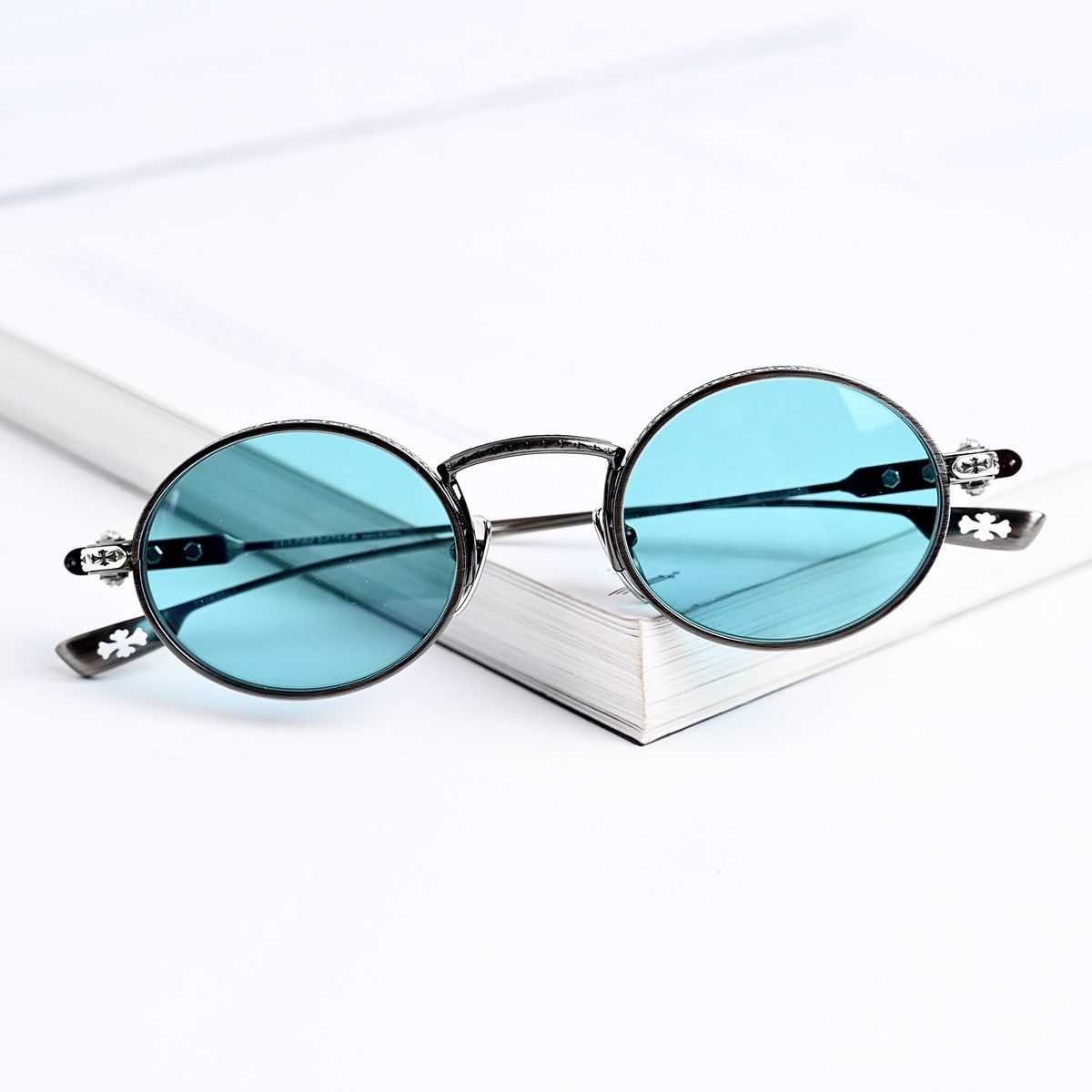 Chrome Hearts CHROME HEARTS HONEY DIPPED PEWTER SUNGLASSES Size ONE SIZE - 12 Thumbnail