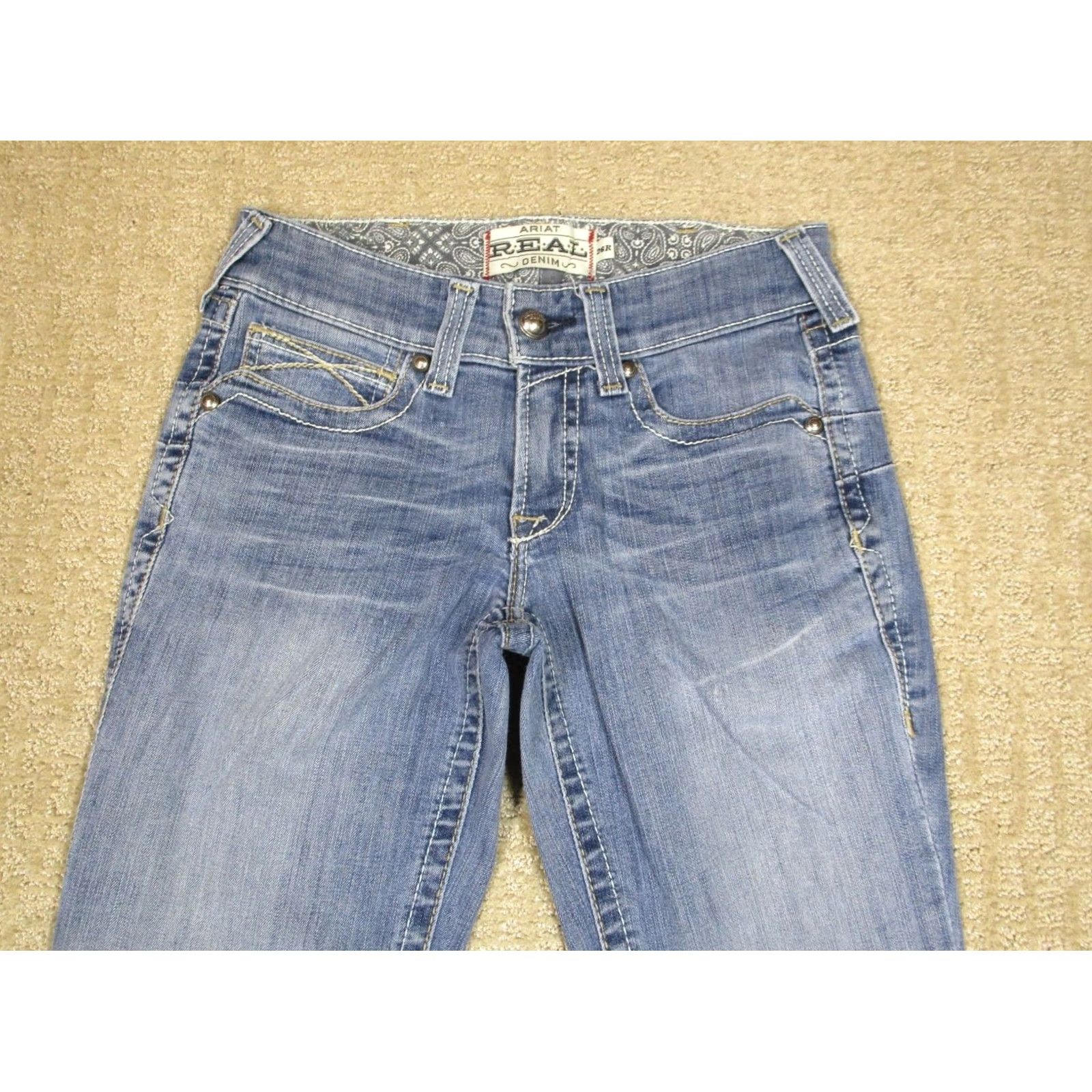 Ariat Ariat Jeans Women 26 Light Wash Blue Bootcut Western Denim 5-Pocket Regular Rise Low Rise 32in Inseam Logo Cowboy Southwestern Mens Womens Girls Boys Size 26" / US 2 / IT 38 - 2 Thumbnail
