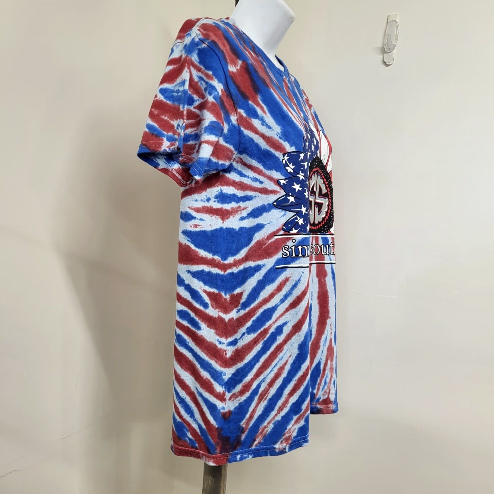 Vintage Simply Southern T-Shirt Women’s Size S Short Sleeve Patriotic Tie Dye Dog Daisy Women's Shirt Casual Summer Size S / US 4 / IT 40 - 5 Thumbnail