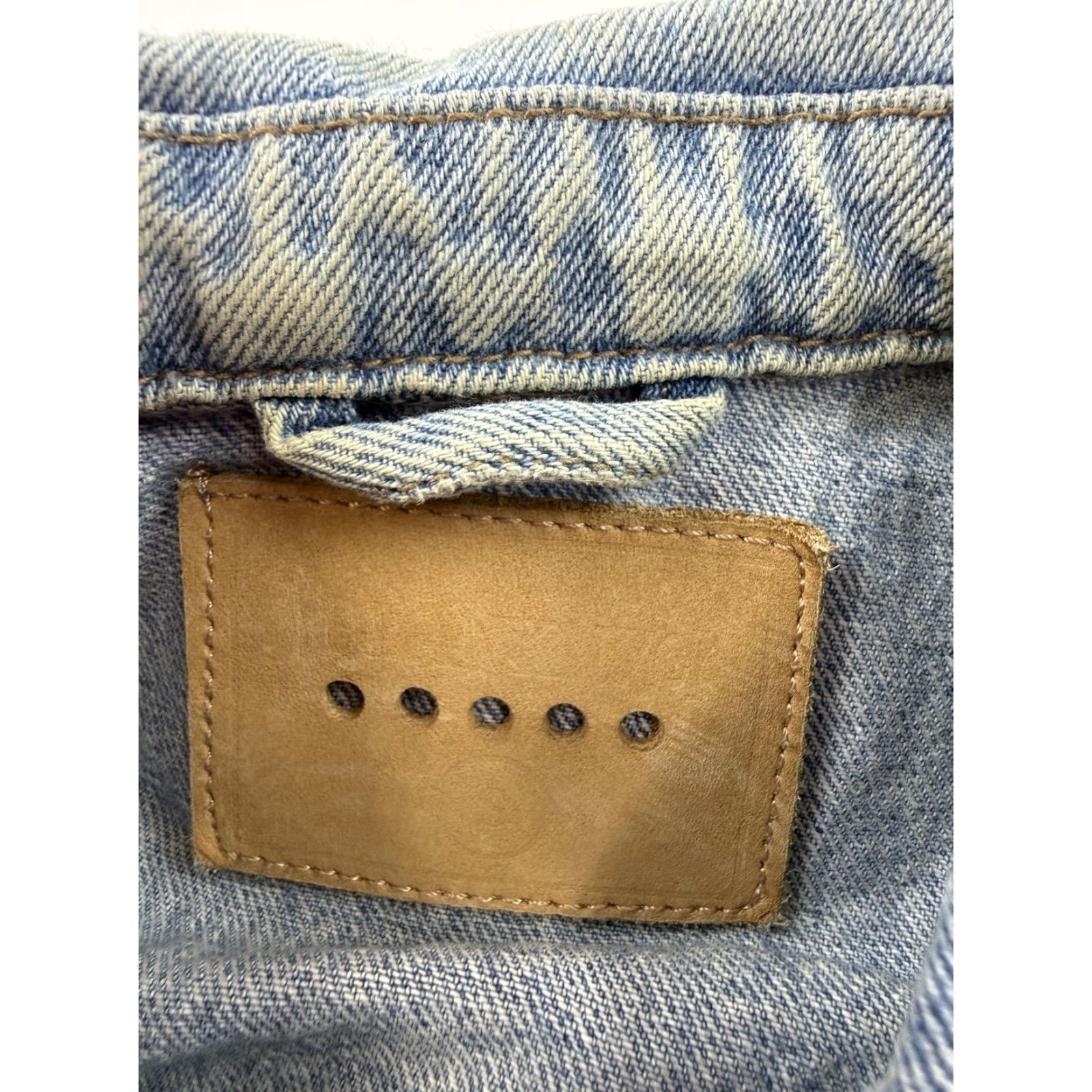Vintage BLANKNYC Denim Jacket Womens Small Blue Distressed Raw Hem Cropped Button Front Size S / US 4 / IT 40 - 5 Thumbnail
