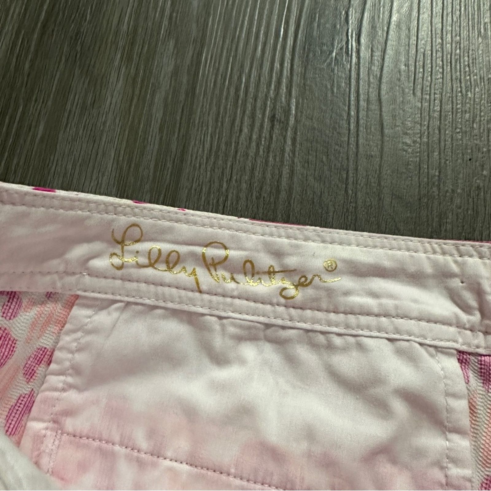 Lilly Pulitzer Lilly Pulitzer Liana Mid Rise Shorts in Tons of Fun Magenta Size 28" / US 6 / IT 42 - 7 Thumbnail
