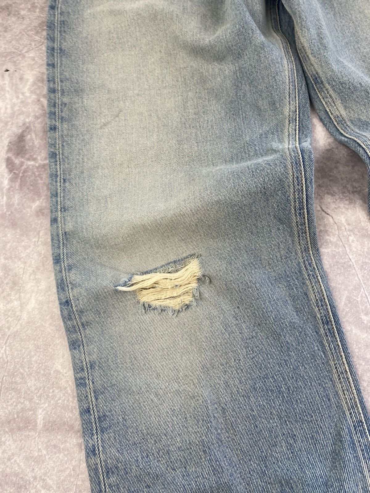 Toteme Toteme Loose Fit Distressed Jeans Size: W29 L34 Size 29" - 8 Thumbnail