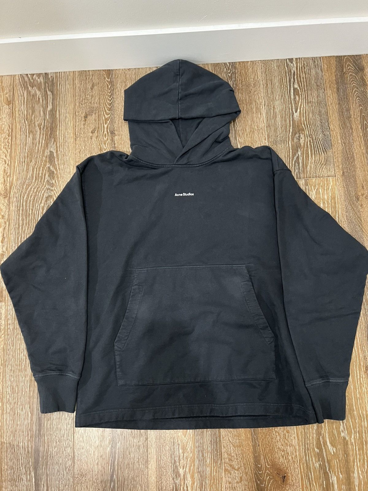 Acne Studios Acne Studios Logo Printed Long-Sleeved Hoodie Size US M / EU 48-50 / 2 - 2 Thumbnail