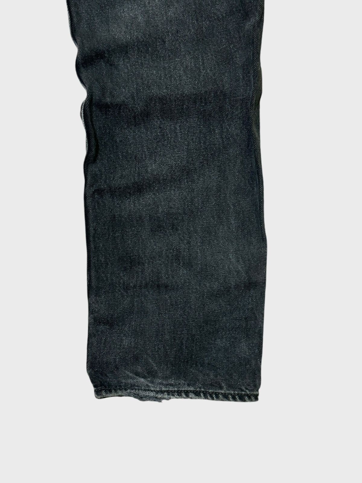 Levi's Vintage Levi's 501 Black Faded Distressed Denim Jeans Size US 32 / EU 48 - 14 Thumbnail