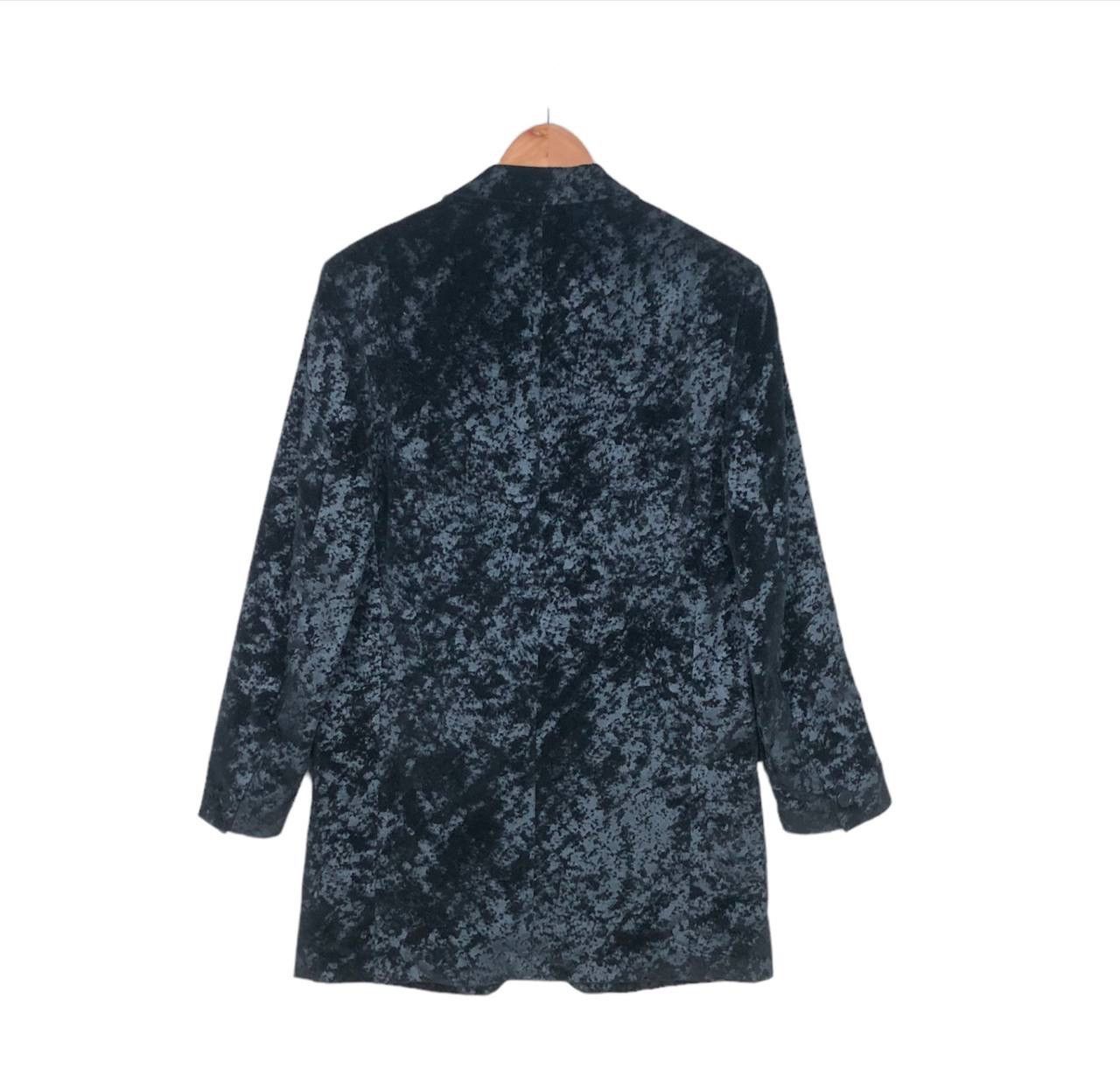 Versace Versace Classic V2 Black Feathered Overcoat Tuxedo Coat Size US M / EU 48-50 / 2 - 2 Thumbnail