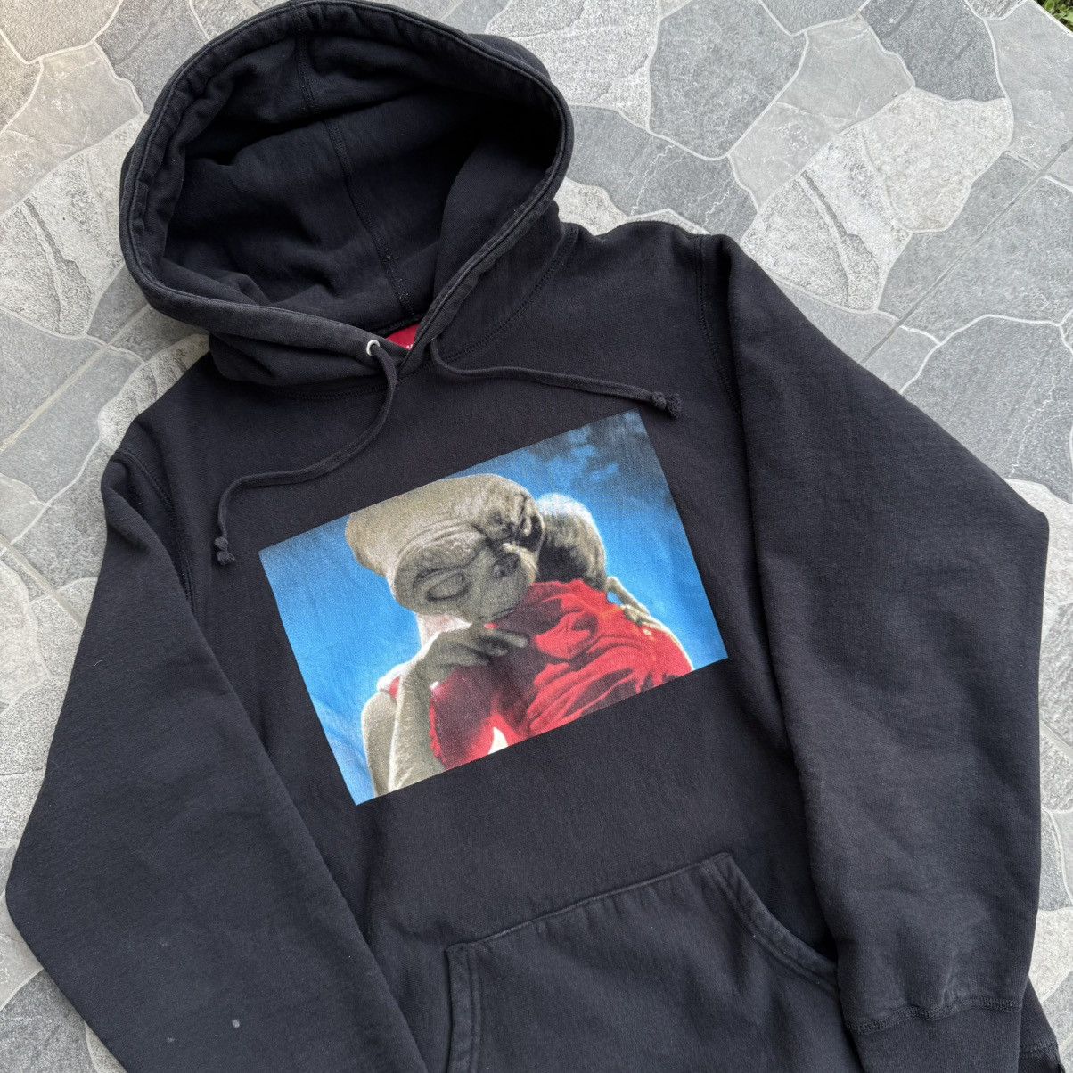 Supreme Supreme E.T ( Extra Teresstrial ) F/W 15 Rare Size US M / EU 48-50 / 2 - 2 Thumbnail