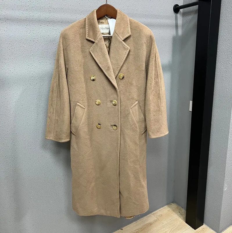 Max Mara MaxMara Cashmere Double-Breasted Coat for Women 0089 Size XXS / US 00 / IT 34 - 1 Thumbnail