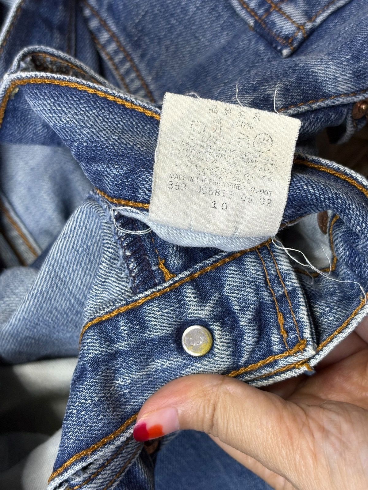 Levi's Vintage 90s Levis 504 Faded Wash Distressed Baggy Jeans Size US 33 - 11 Thumbnail