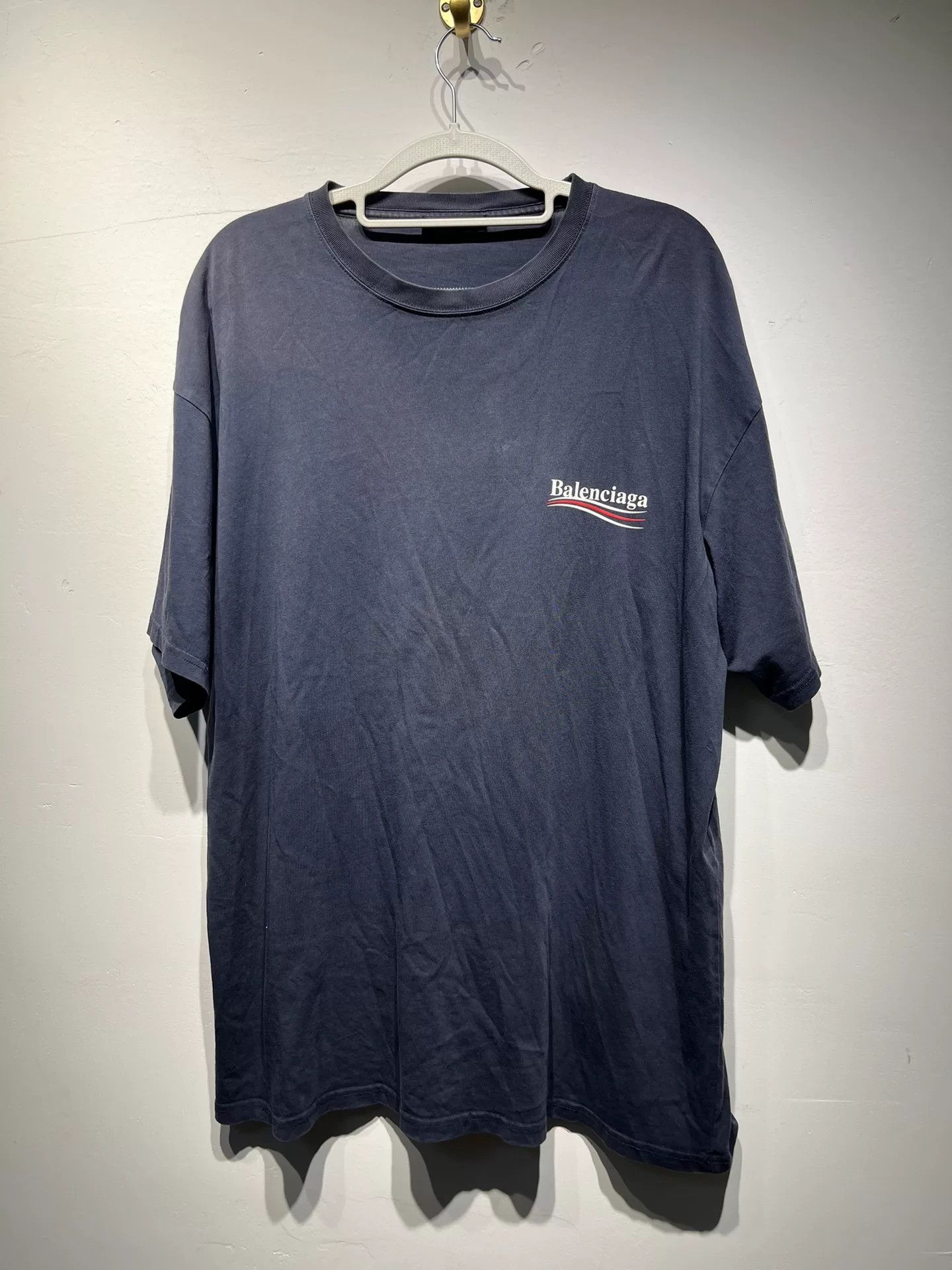 Balenciaga Balenciaga Retro Printed Blue T-Shirt L Men Size US L / EU 52-54 / 3 - 1 Thumbnail