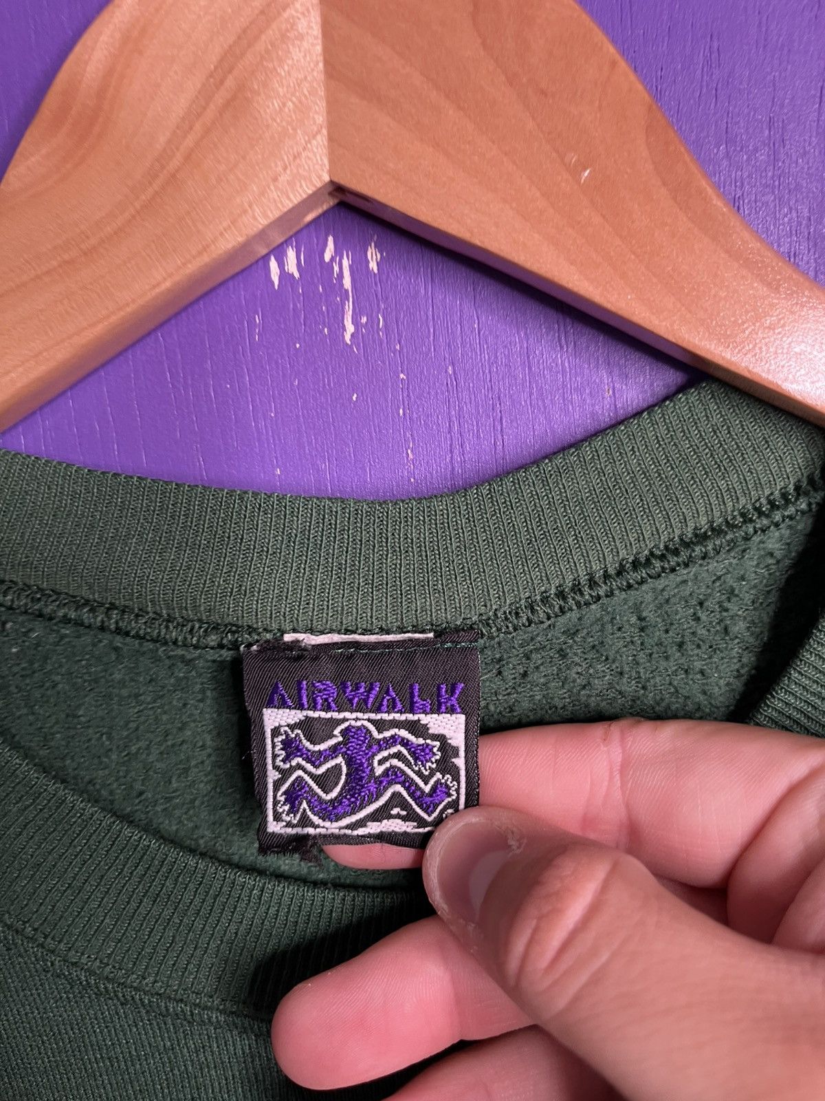 Airwalk × Vintage Vintage 90s Airwalk spring coil guy crewneck Size US L / EU 52-54 / 3 - 4 Thumbnail
