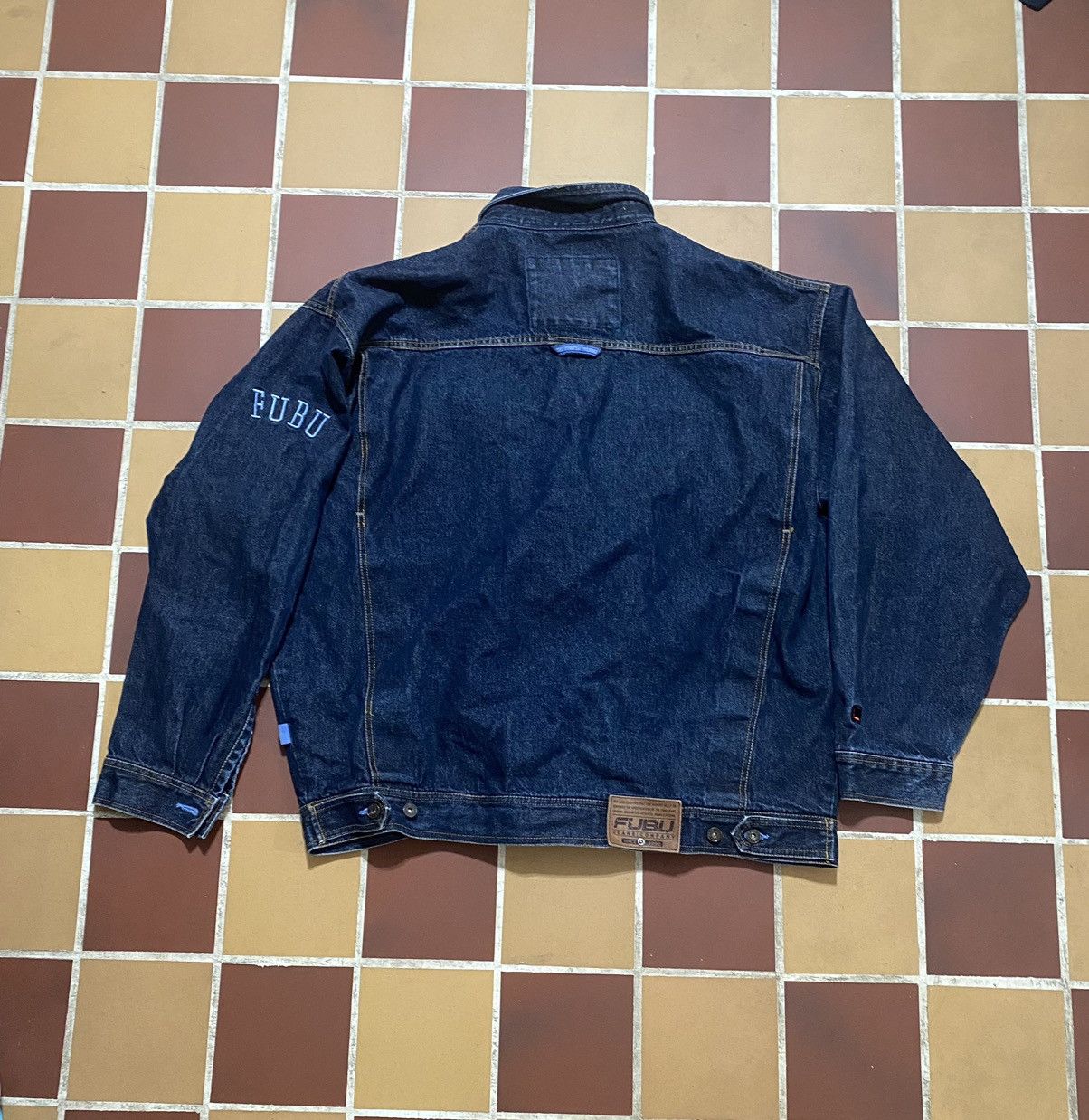 Fubu × Vintage Vintage Y2K FUBU Denim Jacket Baggy 3XL Size US XXL / EU 58 / 5 - 10 Thumbnail