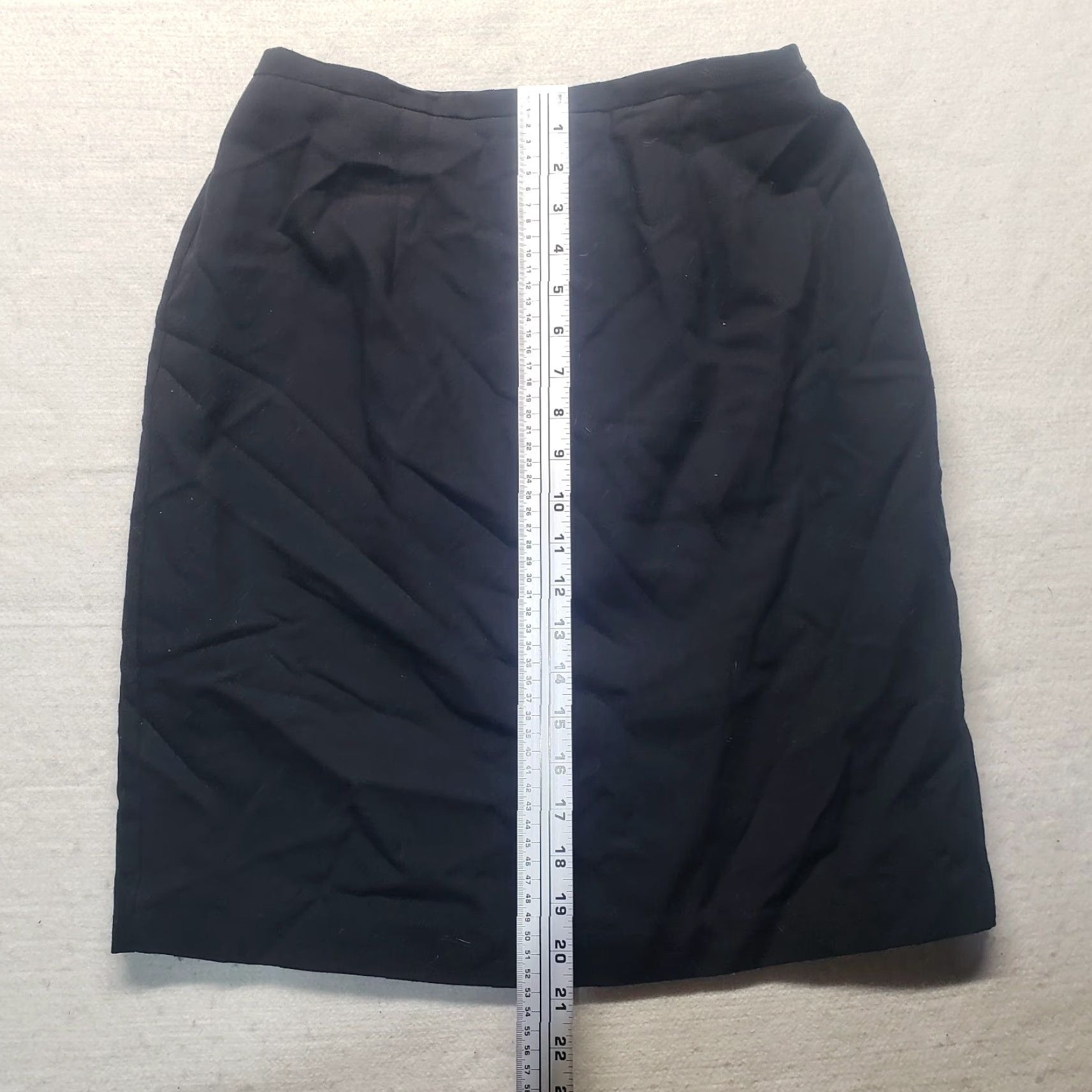 Worthington Worthington Solid Black Skirt Adult Women's Size 10 Polyester Spandex Rayon Knee Length Black Women Skirt 10 Mens? Size 32" / US 10 / IT 46 - 4 Thumbnail