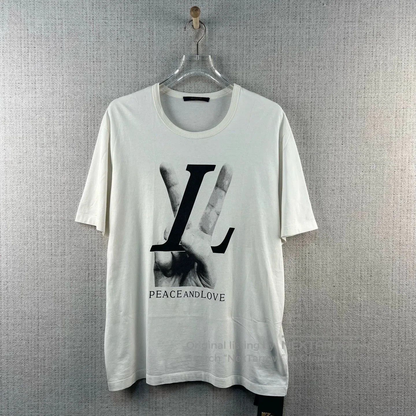 Louis Vuitton Louis Vuitton Gesture Print Short Sleeve Tee. Size US XL / EU 56 / 4 - 1 Thumbnail