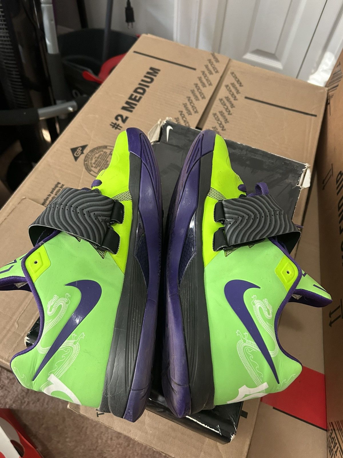 Nike Nike KD 4 Nike ID “Year of the Dragon” Size US 10 / EU 43 - 4 Thumbnail