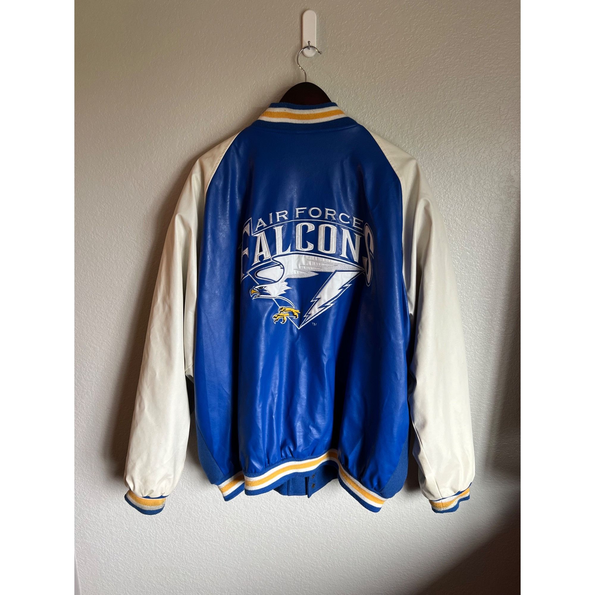 Vintage Steve Barrys Air Force Falcons Mens Jacket Size
