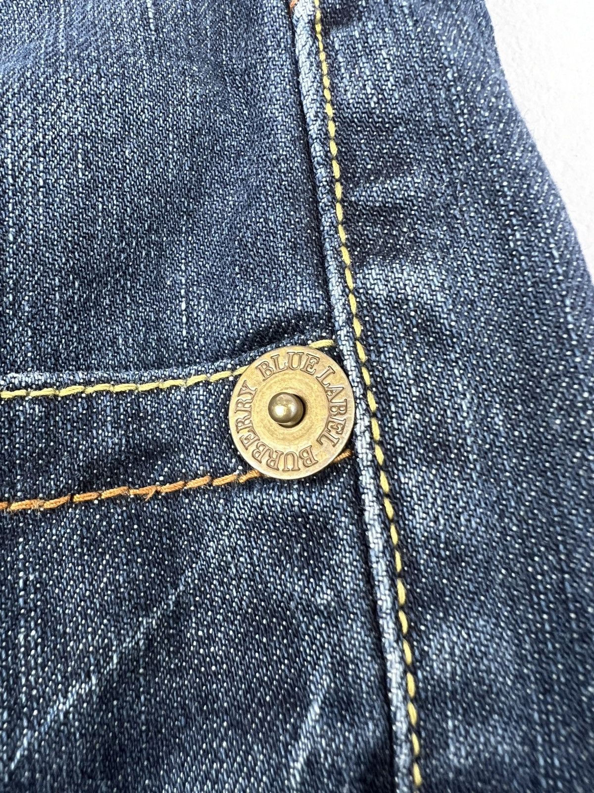 Burberry × Japanese Brand × Vintage Rare Burberry London blue Label Japanese Collection Size 28" / US 6 / IT 42 - 5 Thumbnail