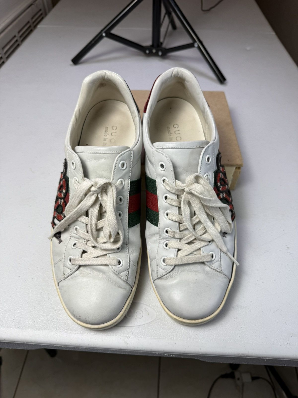 Gucci Mens Gucci Ace Embroidered Sneaker White Leather Snake Sz 8 Size US 8 / EU 41 - 3 Thumbnail