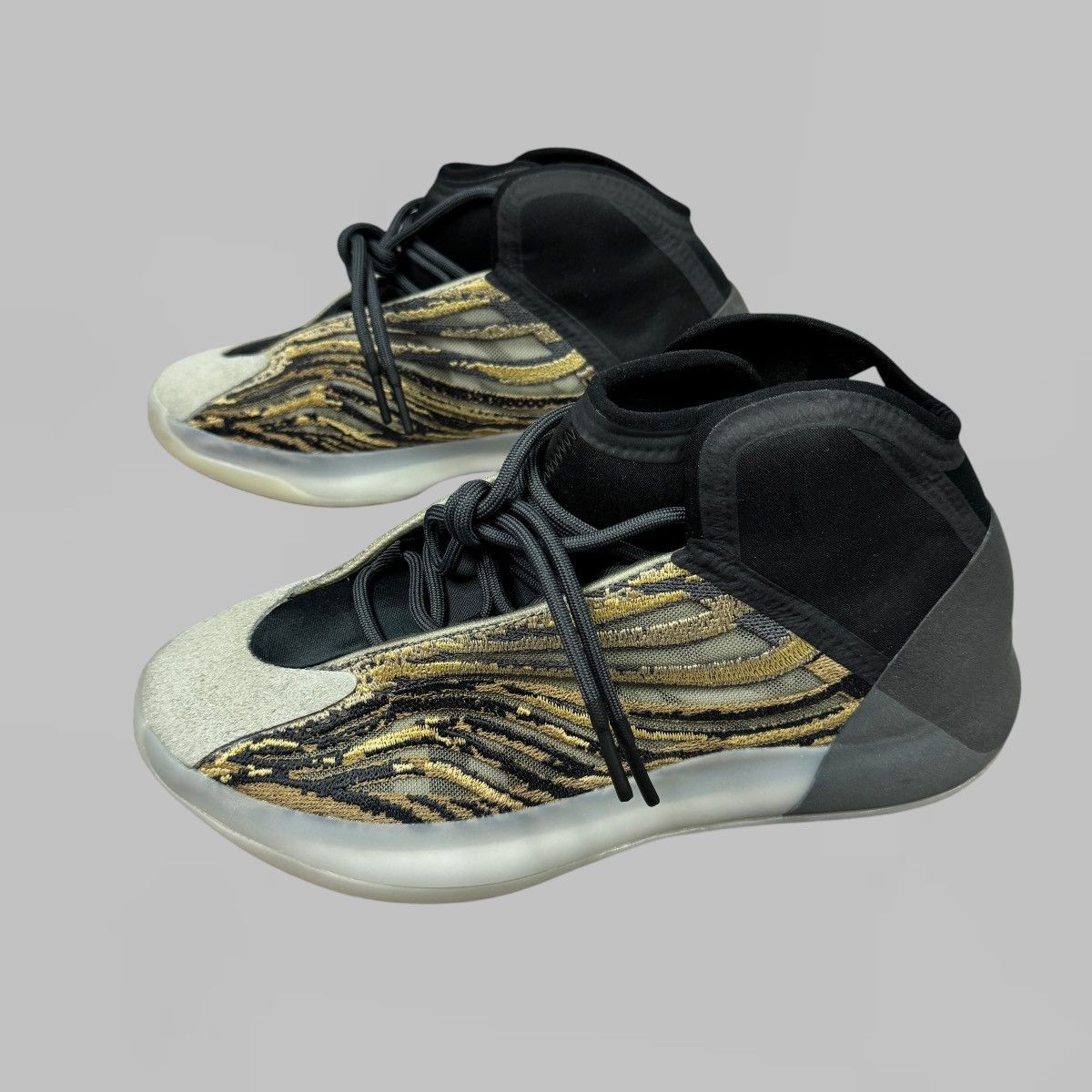 Yeezy YEEZY QNTM AMBTIN HIGH OG NEW SIZE 44,5 Size US 10.5 / EU 43-44 - 2 Thumbnail
