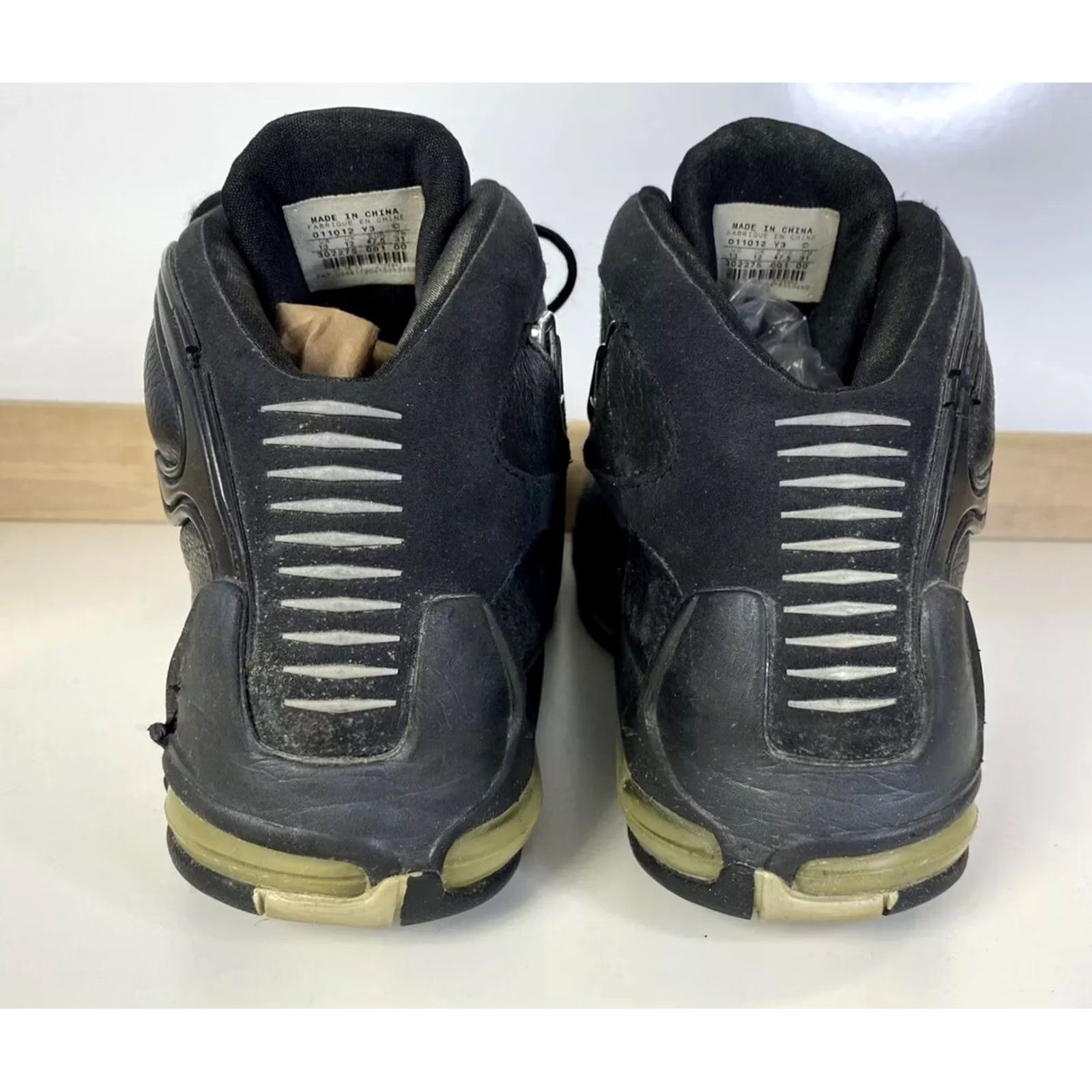 Nike VINTAGE Nike Air Max Elite Sneaker Mens Size 13 Black Silver 302275-001 Battlegrounds 2001 Size US 13 / EU 46 - 6 Thumbnail