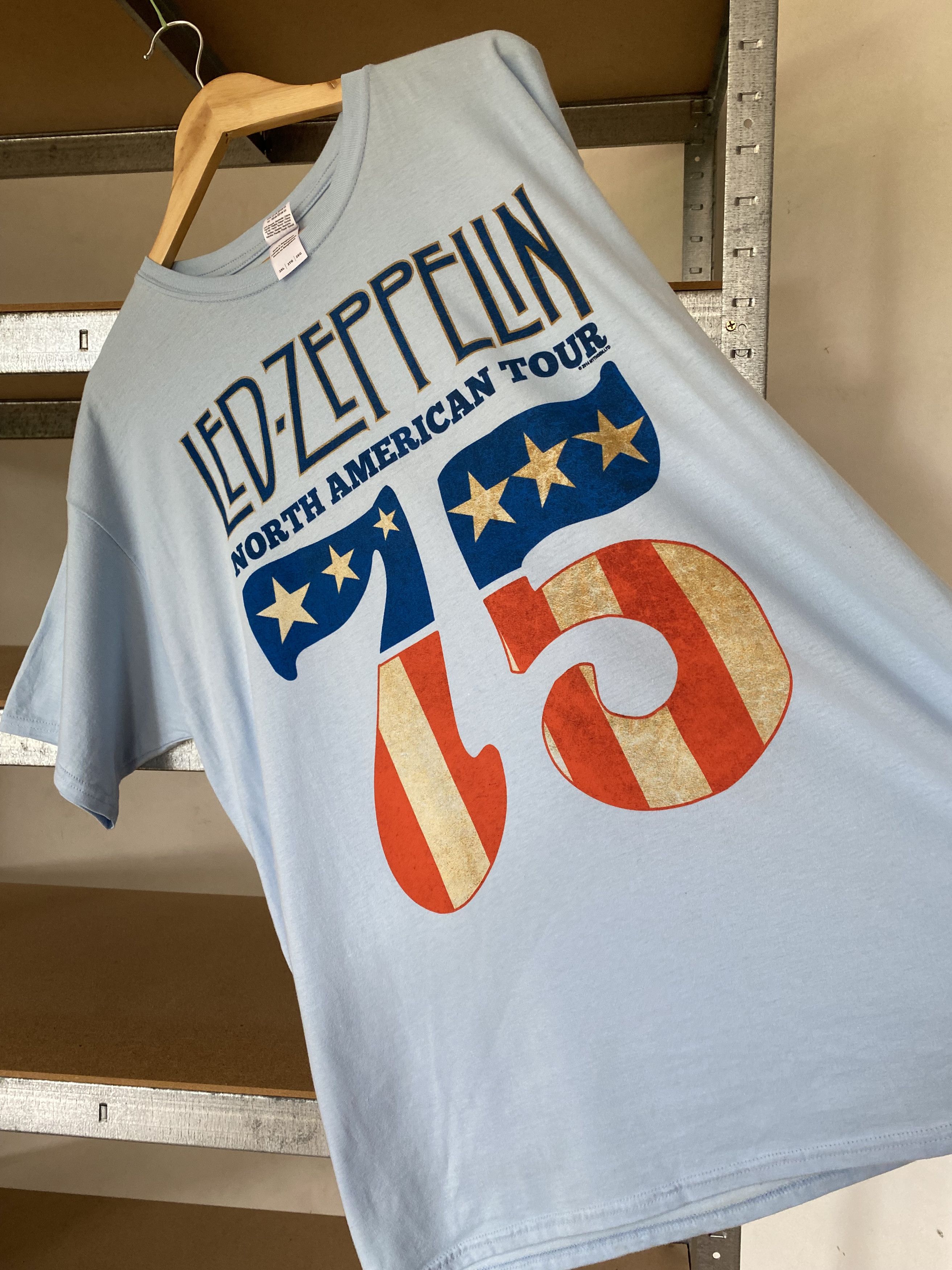 Band Tees Vintage 2014 Led Zeppelin North American Tour 75 T-shirt Size US XXL / EU 58 / 5 - 13 Thumbnail