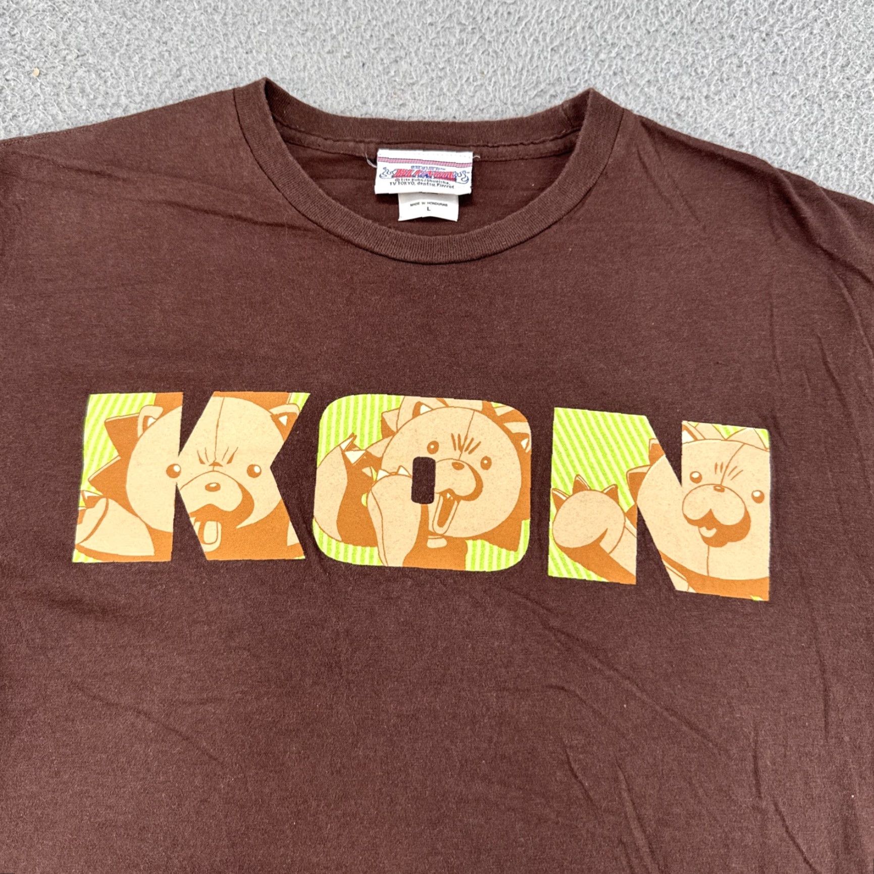 Vintage VINTAGE Bleach Anime Brown Graphic Tee KON Shonen Jump Double Sided Size L Men Shirt Size US L / EU 52-54 / 3 - 2 Thumbnail