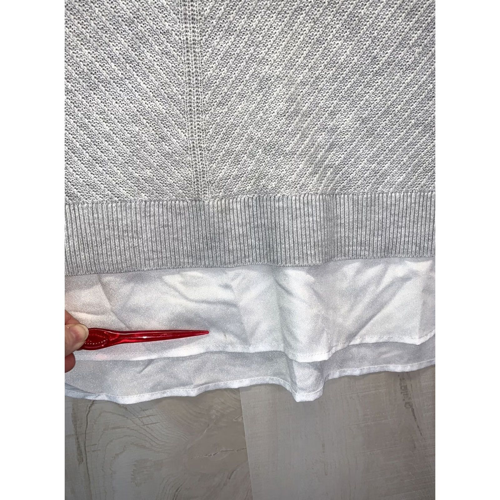Calvin Klein Calvin Klein Women’s M Gray Lightweight Sweater Top W/Chiffon Trim-4222 Sweater Pullover Casual Knit Shirt Womens Size M / US 6-8 / IT 42-44 - 3 Thumbnail