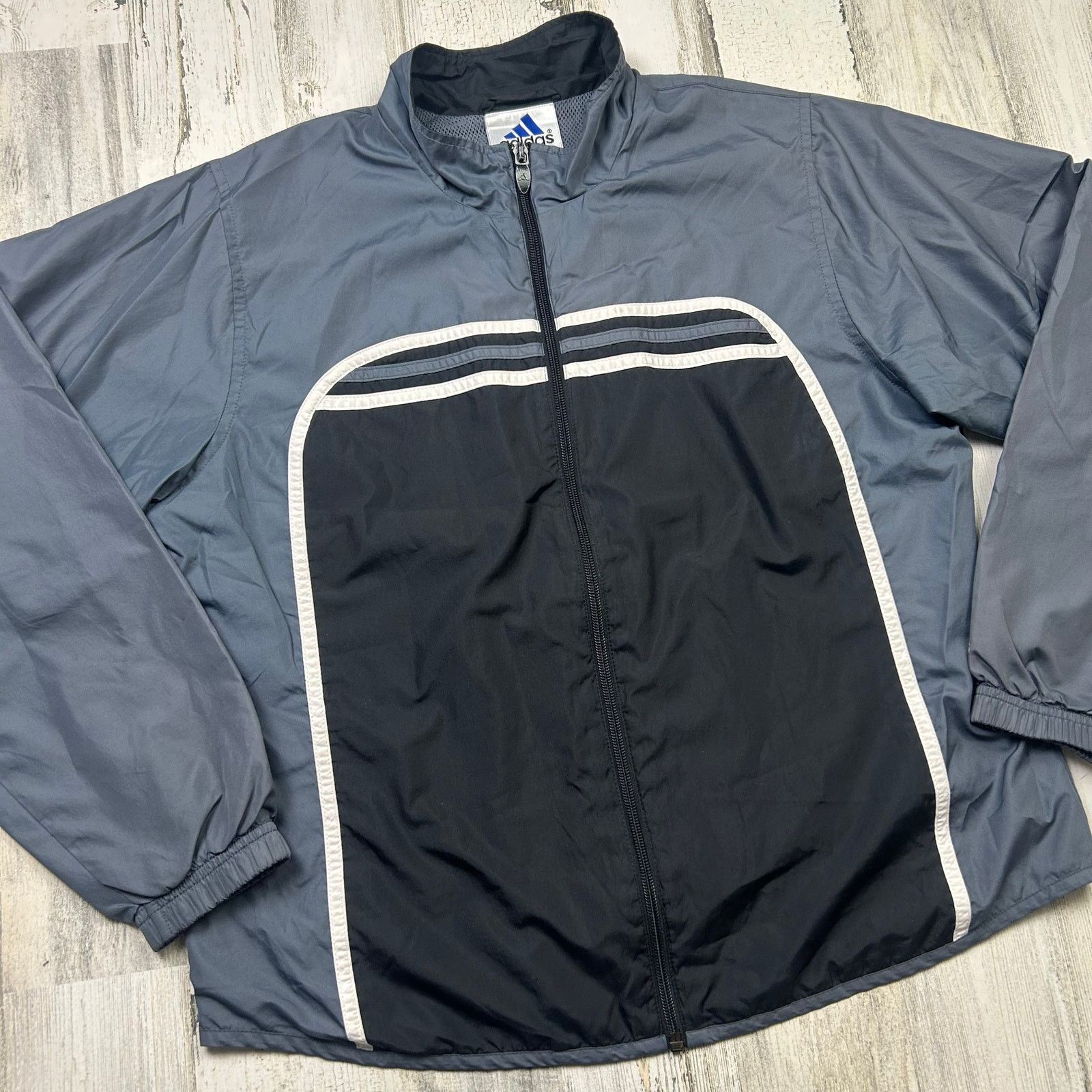 Adidas × Vintage Vintage Adidas Black 1990s Windbreaker Jacket Size US M / EU 48-50 / 2 - 2 Thumbnail