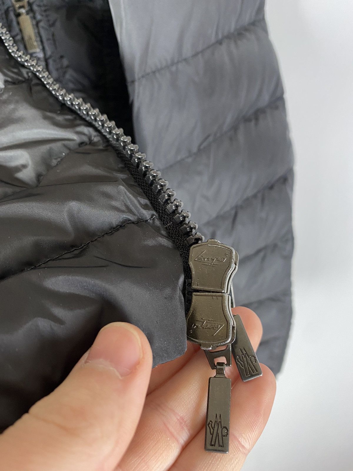 Moncler Womens moncler puffer jacket Size S / US 4 / IT 40 - 8 Thumbnail