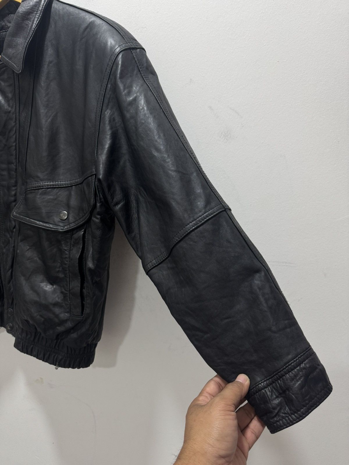 VINTAGE IBEPE JINDO DISTRESSED LEATHER JACKET