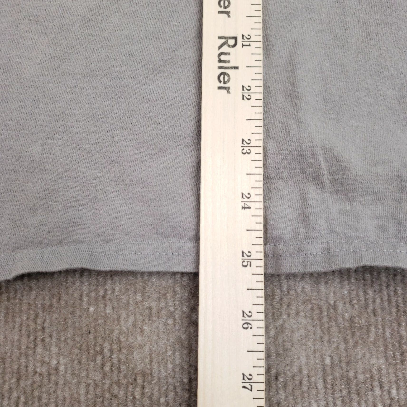 Fila FILA Womens Medium Gray Geometric Neck Logo Short Sleeve T-Shirt Size M / US 6-8 / IT 42-44 - 4 Thumbnail