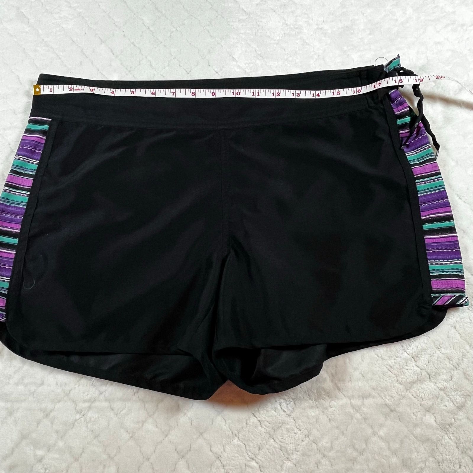 Athleta Athleta Women’s Black Santa Cruz Board Shorts Size 12 Size 34" / US 12 / IT 48 - 5 Thumbnail