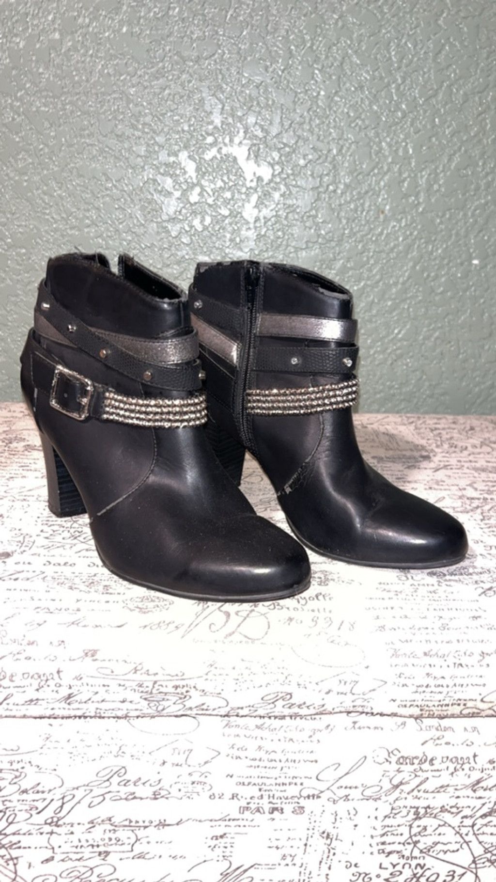 Jennifer Lopez Women's Jennifer Lopez Black Silver Ankle Boots & Booties Si Size US 8 / IT 38 - 1 Thumbnail