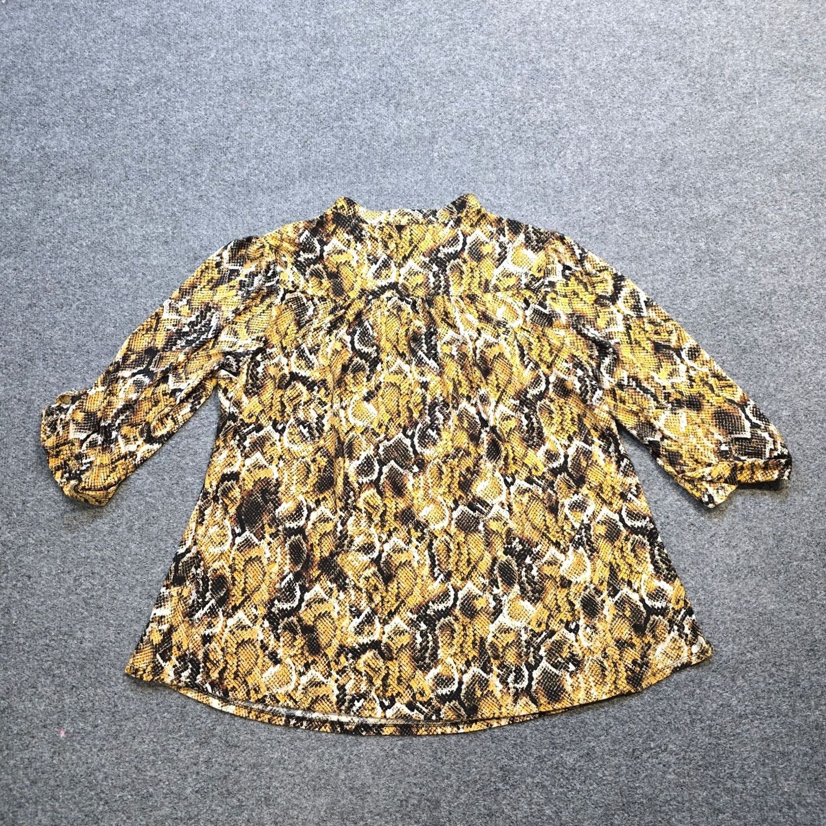 Vintage Cocomo Top Womens 2X Yellow Snakeskin 3/4 Sleeve V-Neck Stretchy Casual Blouse Size XXL / US 16-18 / IT 52-54 - 7 Thumbnail