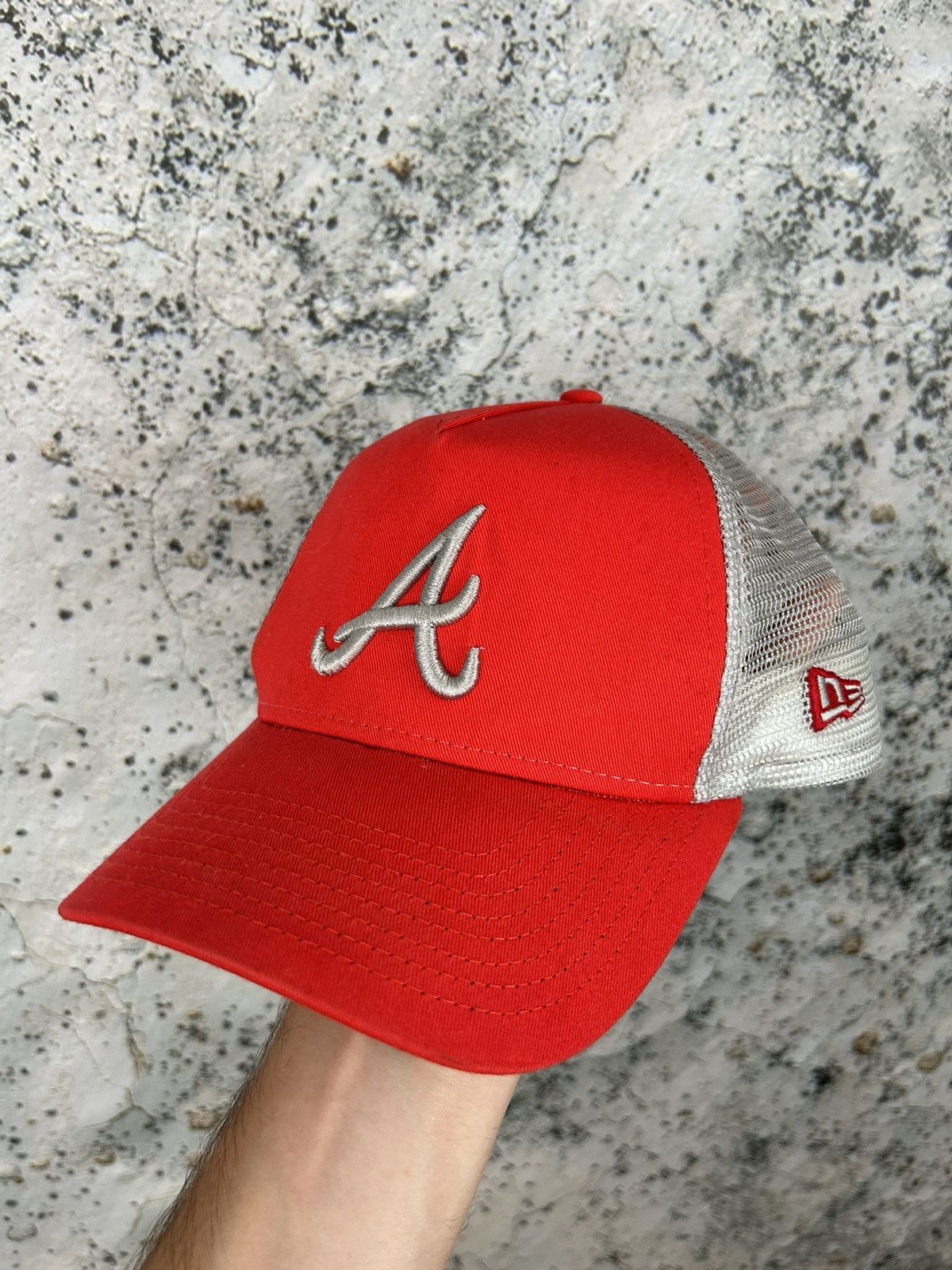 New Era Vintage Atlanta Braves MLB Trucker Hat 90s Retro Hype Size ONE SIZE - 1 Thumbnail