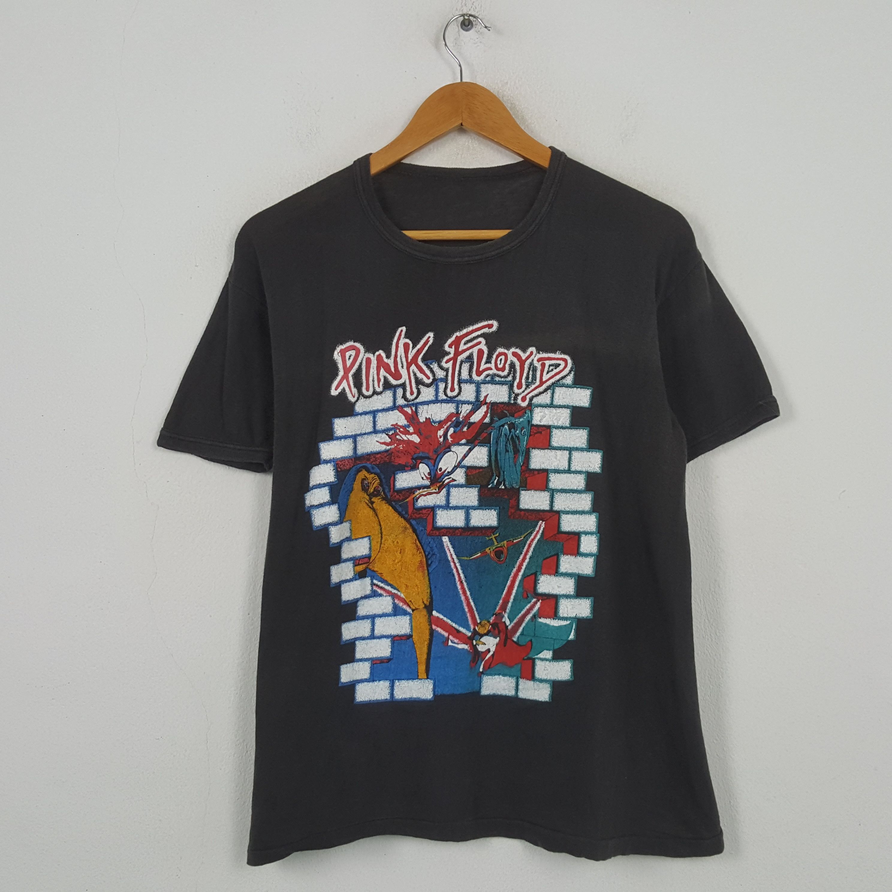 Vintage Vintage Pink Floyd American Rock Band T-shirt RR1 Size US M / EU 48-50 / 2 - 1 Thumbnail