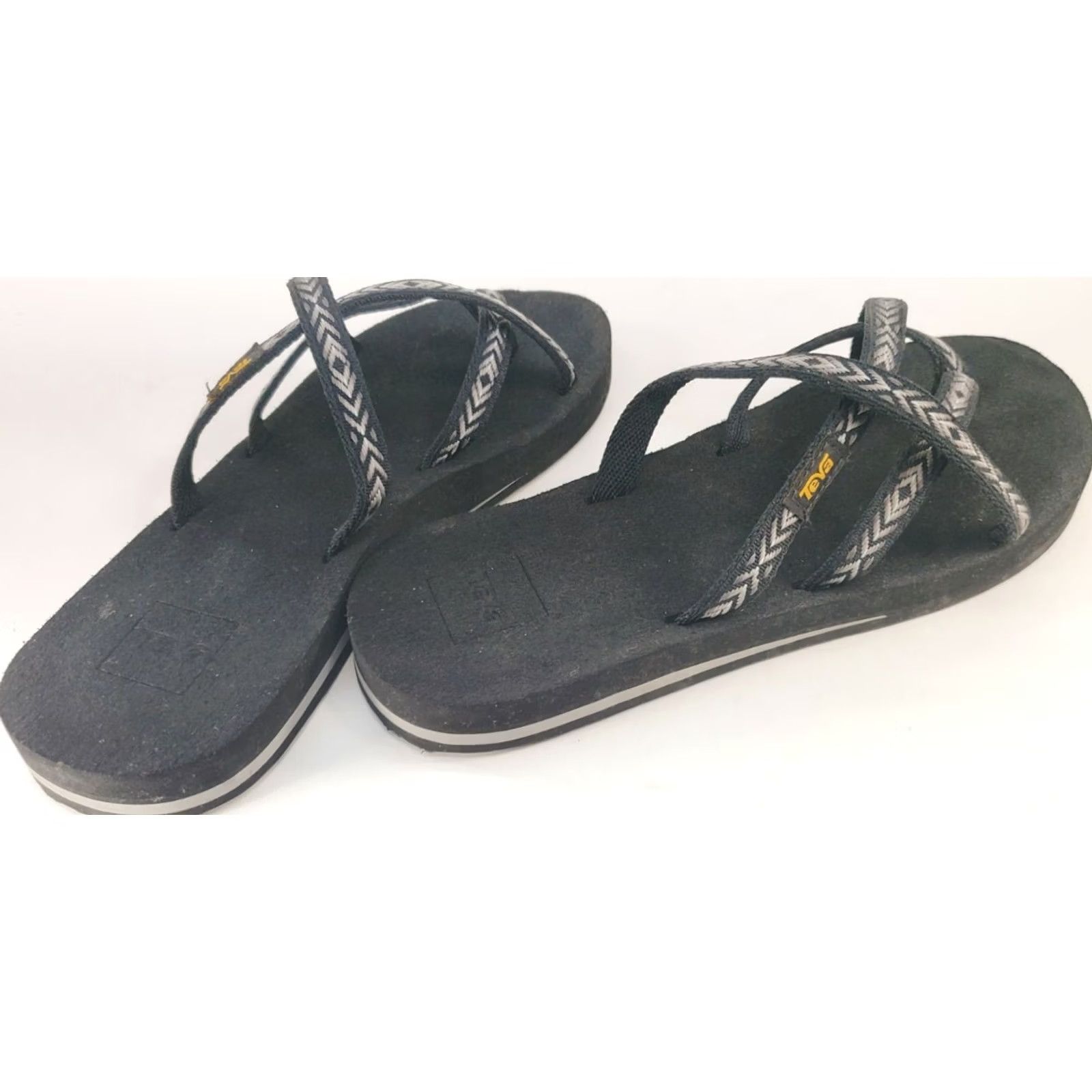 Teva Womens Teva Mush Olowahu Flip Flop Sandals Gray Double Strap Slip On Size 9 Size US 9 / IT 39 - 4 Thumbnail