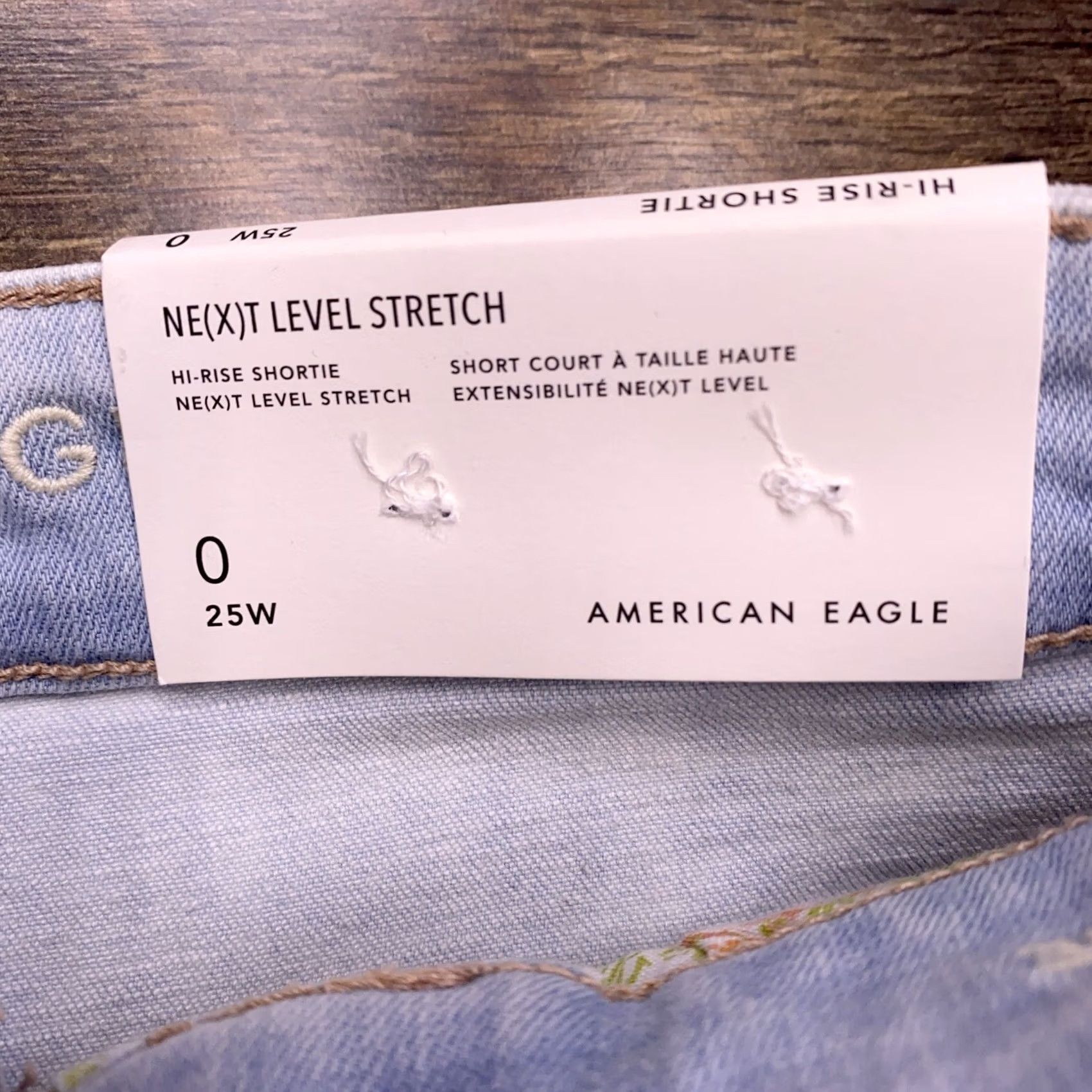 American Eagle Outfitters American Eagle Outfitters Shortie Womens 0 Denim Stretch High Rise 25 Inseam 4 in Blue 5-Pocket NWT Size 25" / US 0 / IT 36 - 4 Thumbnail