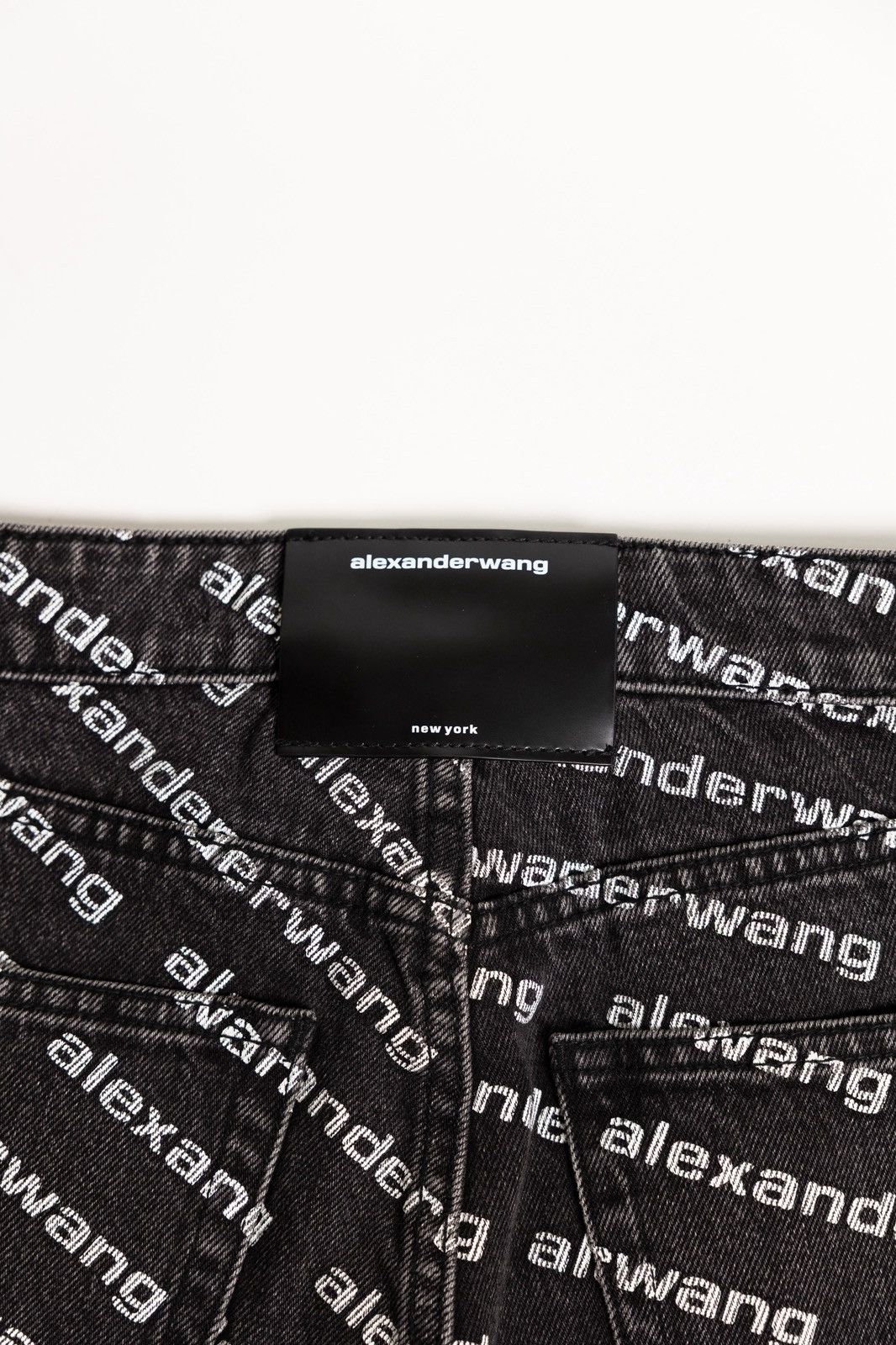 Alexander Wang Alexander Wang Falling Back Logo Women’s Denim Size 24" / US 00 / IT 34 - 3 Thumbnail