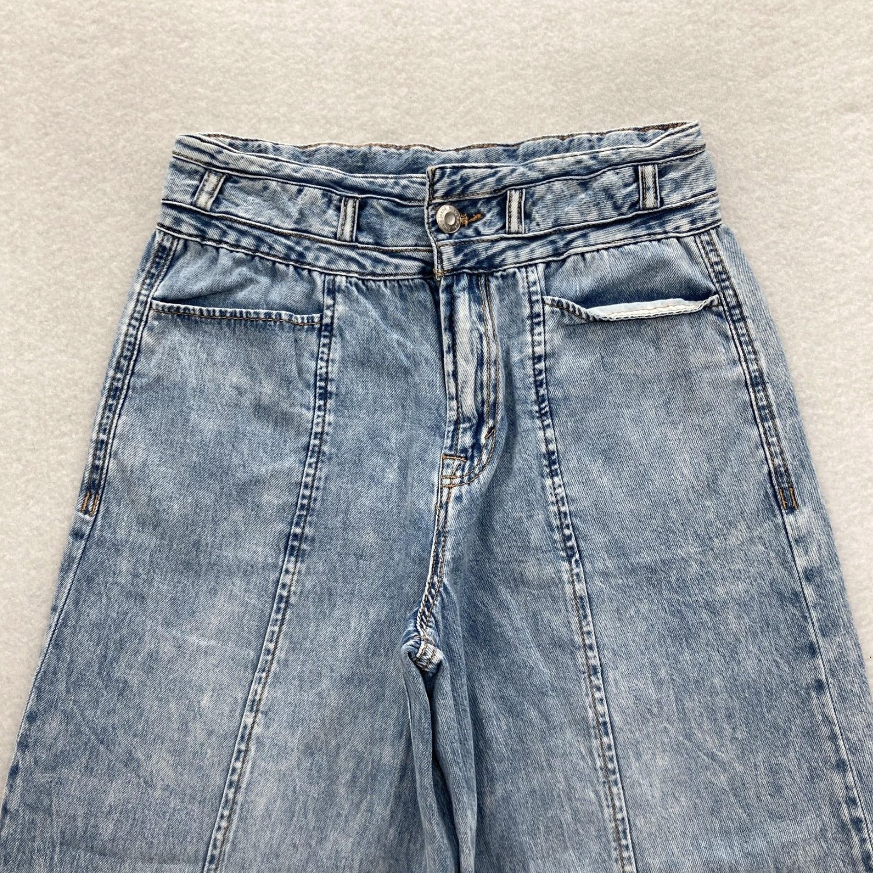 Vintage Kensie Jeans The Kaya High Rise Wide Leg Ankle Womens 4 27 Light Wash Cropped Light Wash Denim Cropped Wide-Leg Jeans 4/27 Womens Size 27" / US 4 / IT 40 - 2 Thumbnail