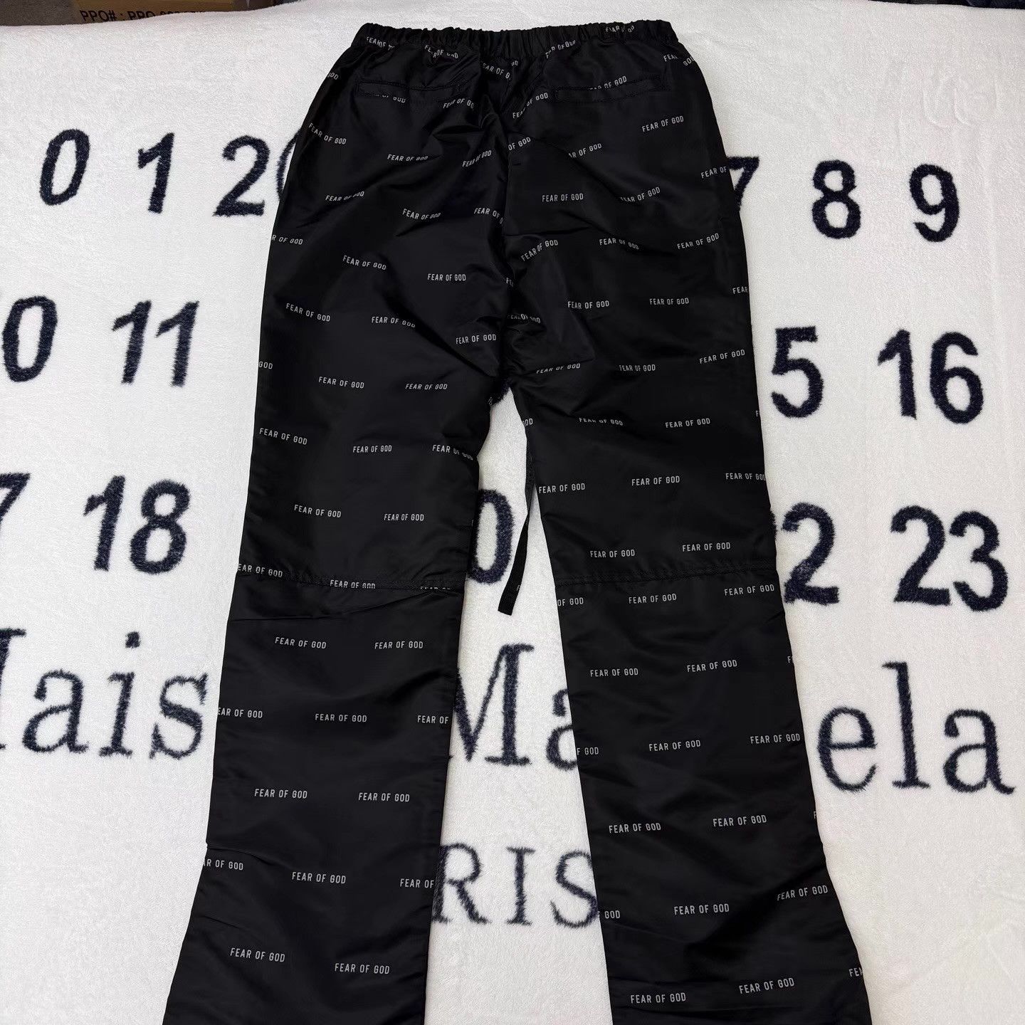 Fear of God FEAR OF GOD 6th Black Nylon Text Print Pants Q10 Size US 38 / EU 54 - 3 Thumbnail